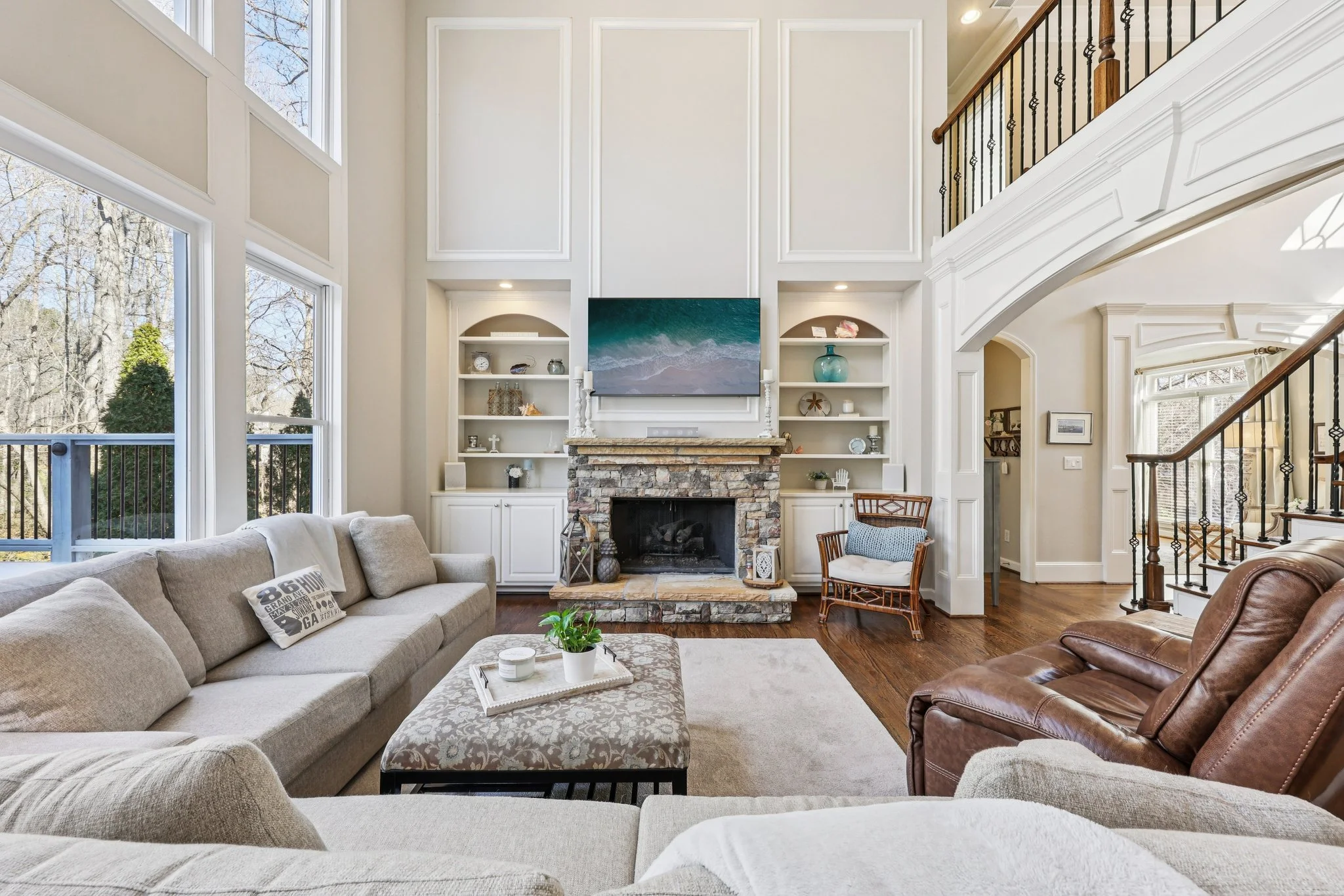 17-web-or-mls-Grand Ave-S2901-015.jpg