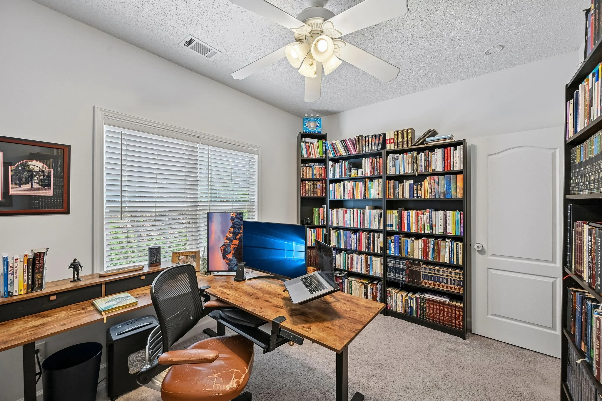 28-web-or-mls-Laurel Oaks Ln-S1305-028.jpg