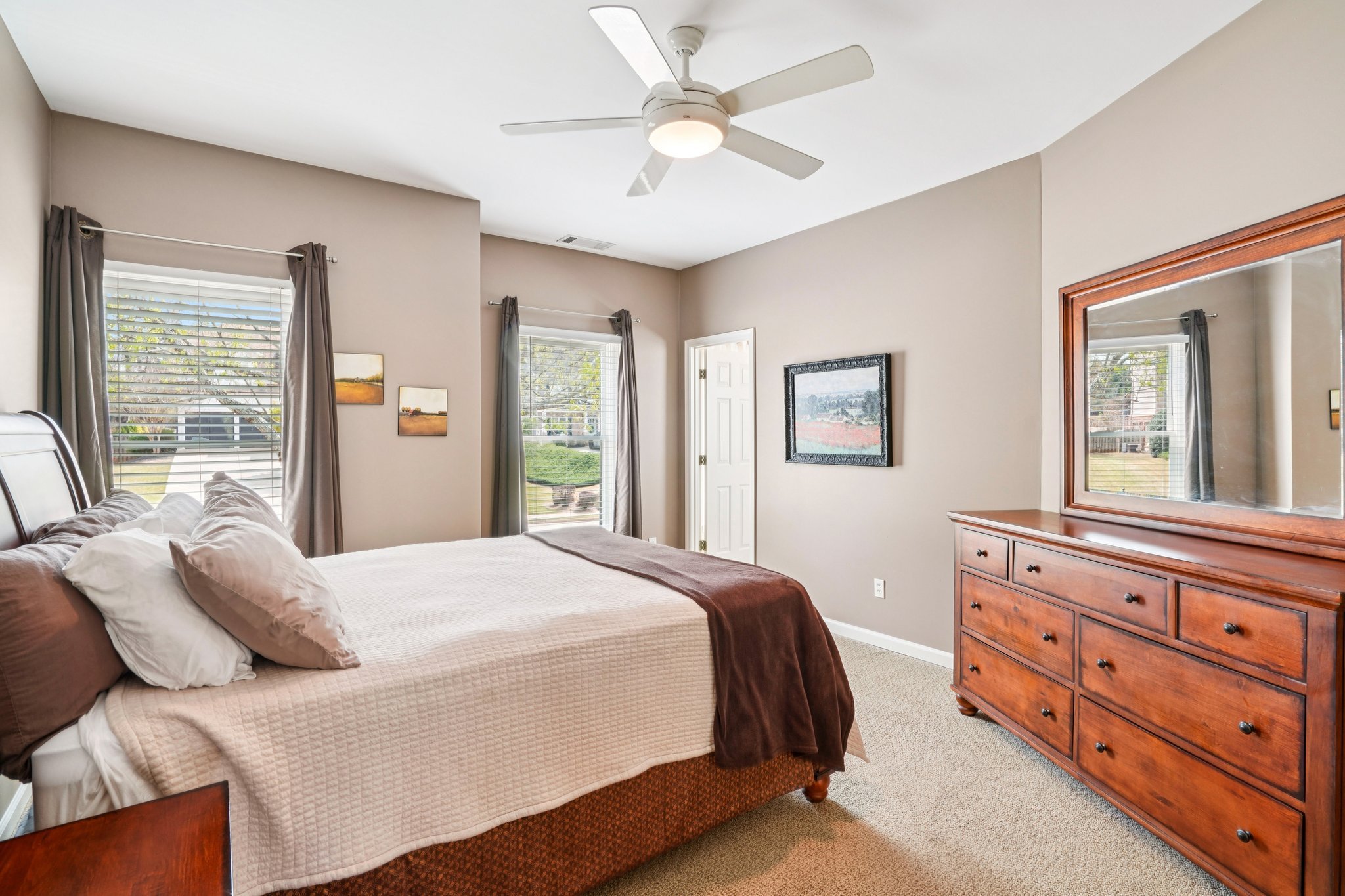 35-web-or-mls-Horizon Ct-L2703-035.jpg