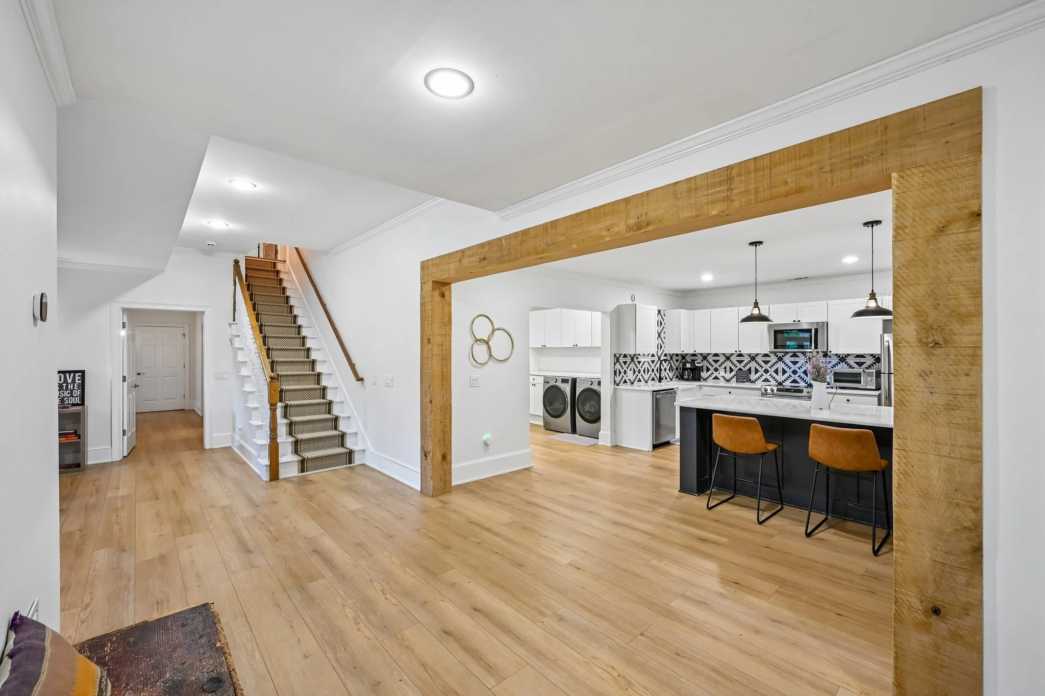 119-web-or-mls-305 Broadmeadow Cove-S2904-119.jpg