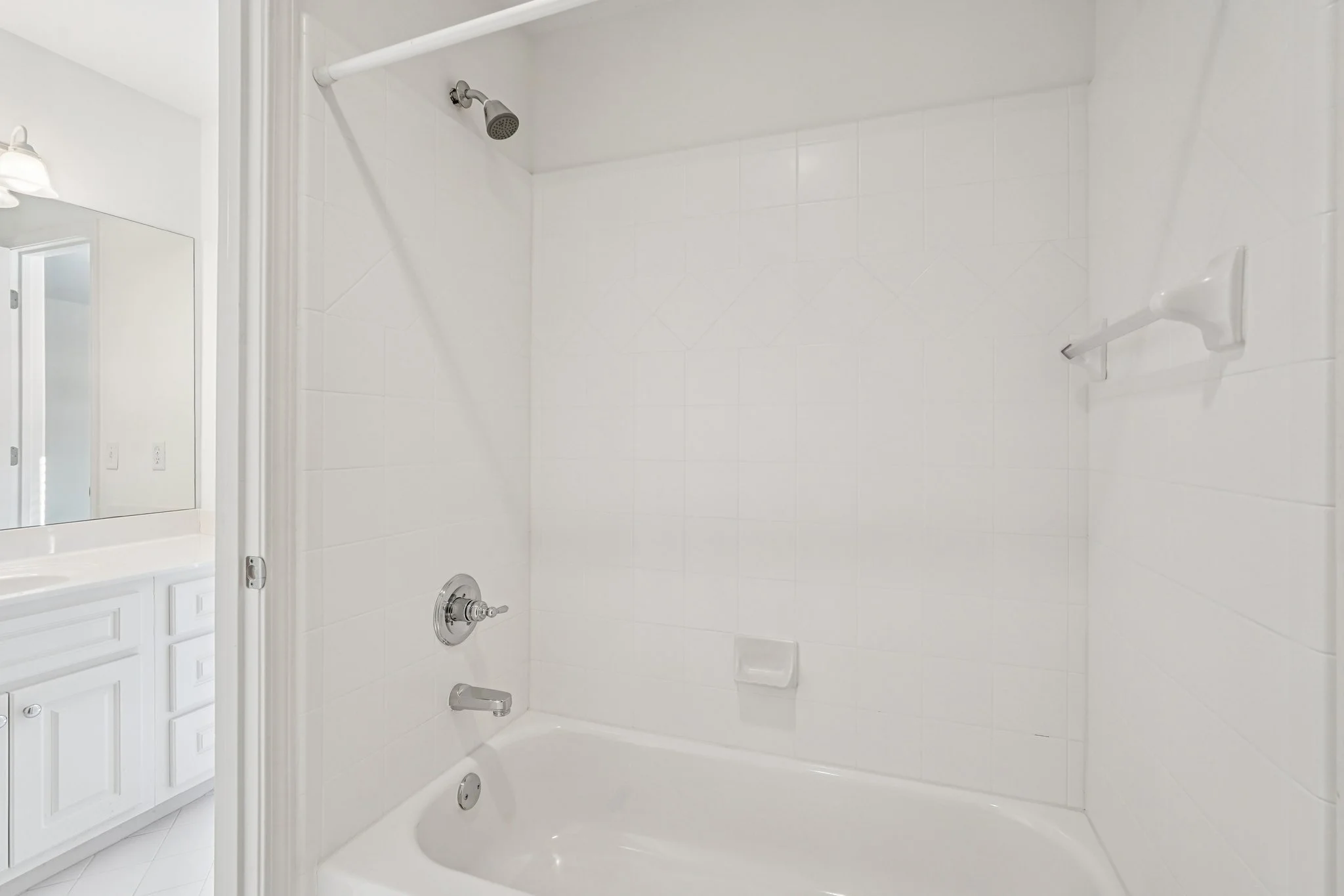 70-web-or-mls-Old Oak Trce-S1601-070.jpg