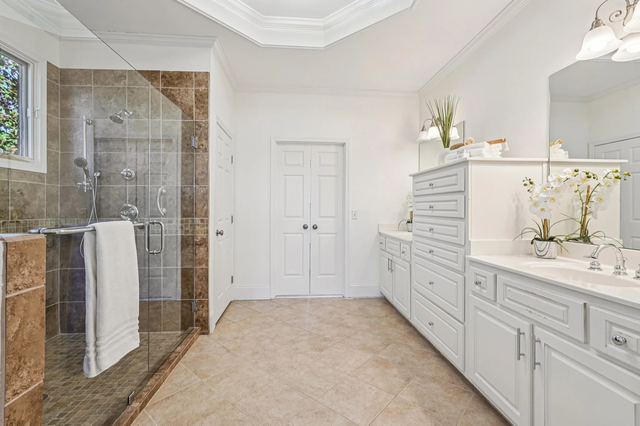 43-web-or-mls-Old Oak Trce-S1601-043.jpg