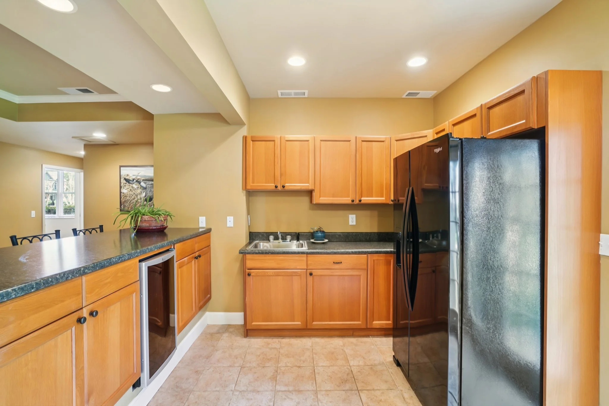 48-web-or-mls-Stonehill Way-S1803-048.jpg