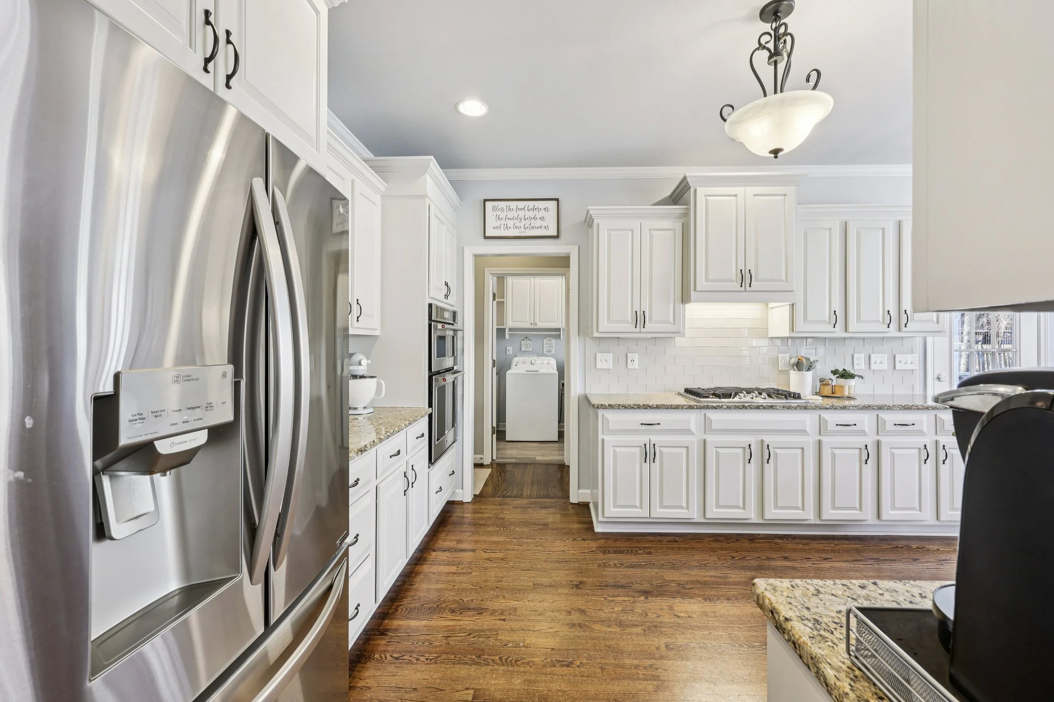 30-web-or-mls-Grand Ave-S2901-028.jpg