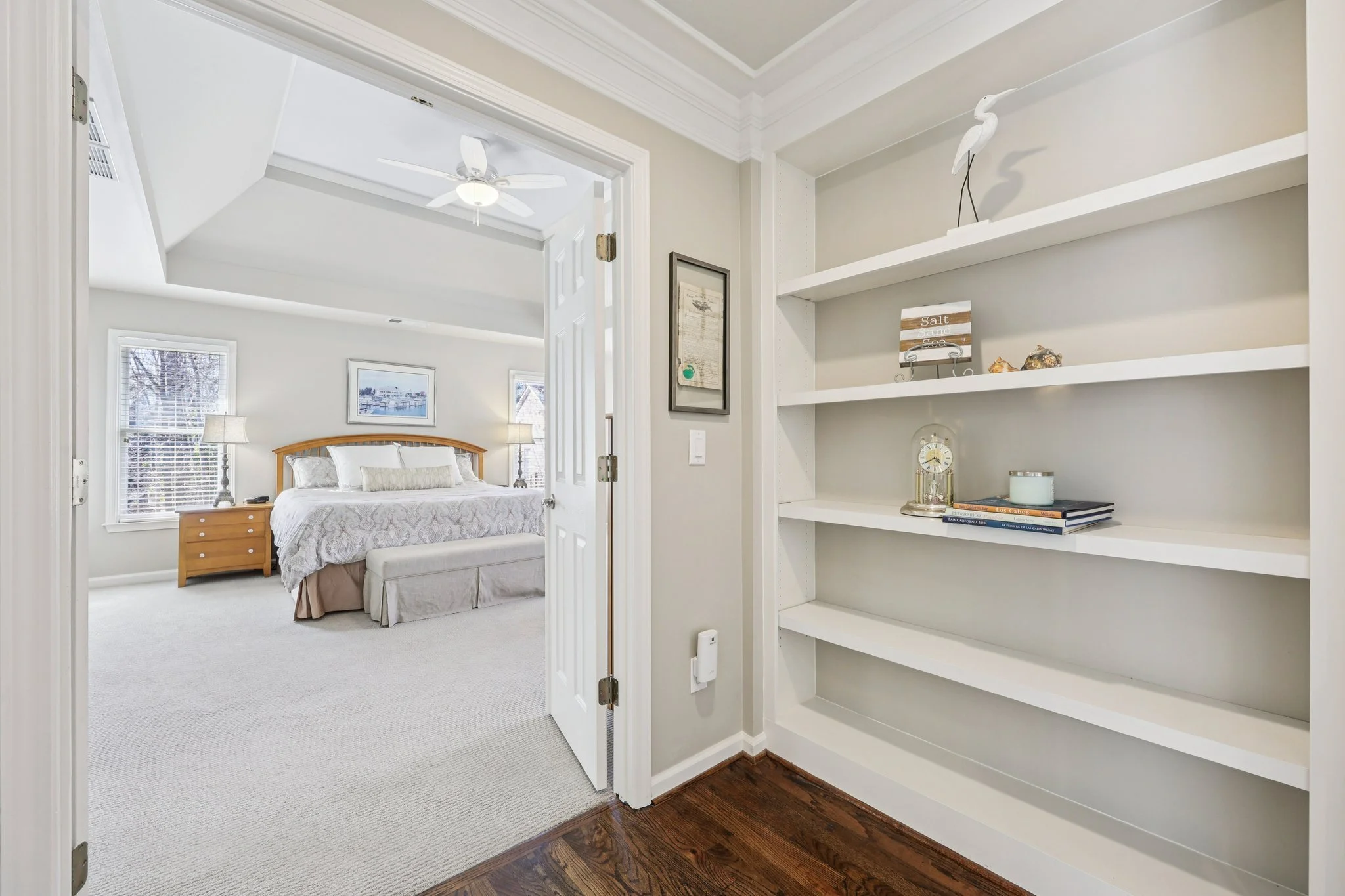 39-web-or-mls-Grand Ave-S2901-037.jpg