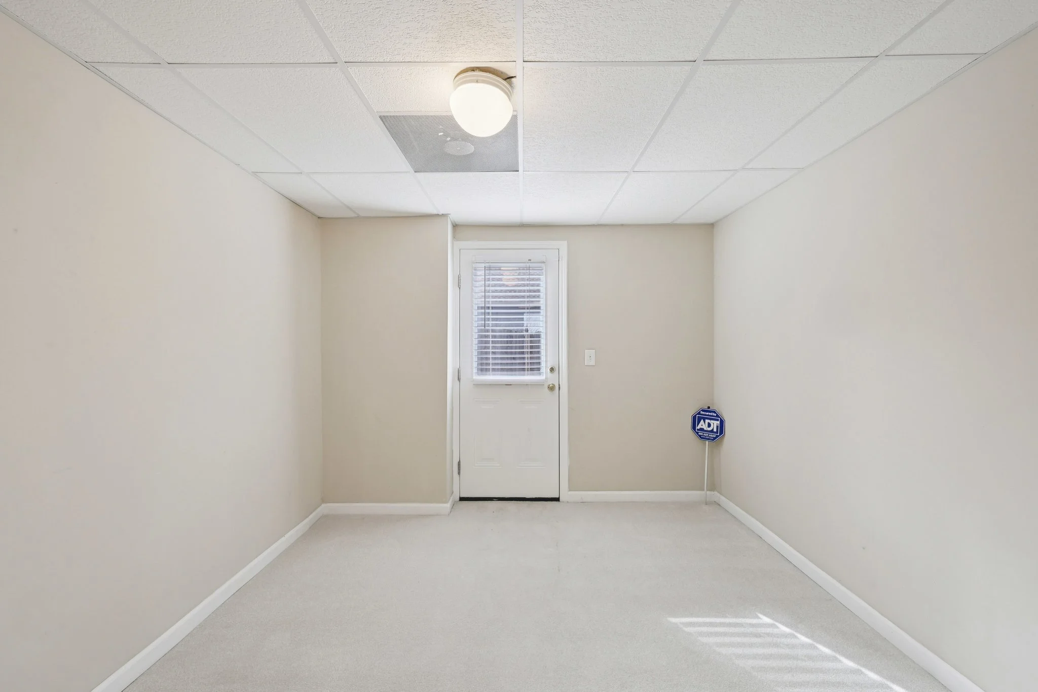 47-web-or-mls-The Commons Dr-S0502-043.jpg