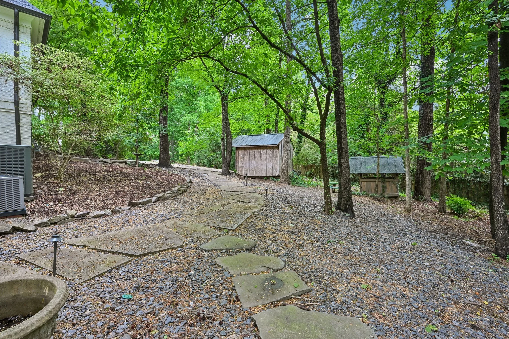 144-web-or-mls-305 Broadmeadow Cove-S2904-144.jpg