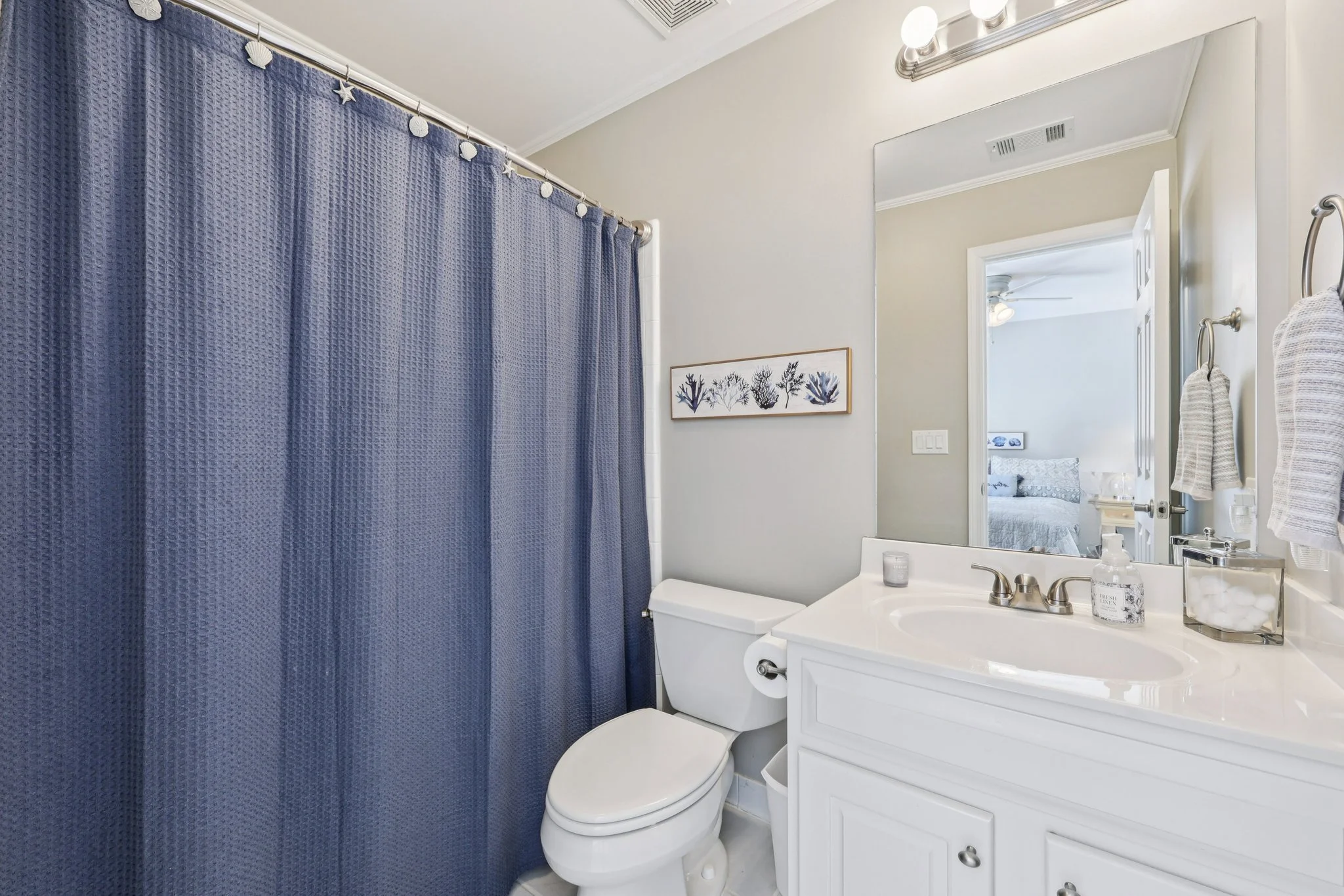 38-web-or-mls-Grand Ave-S2901-036.jpg