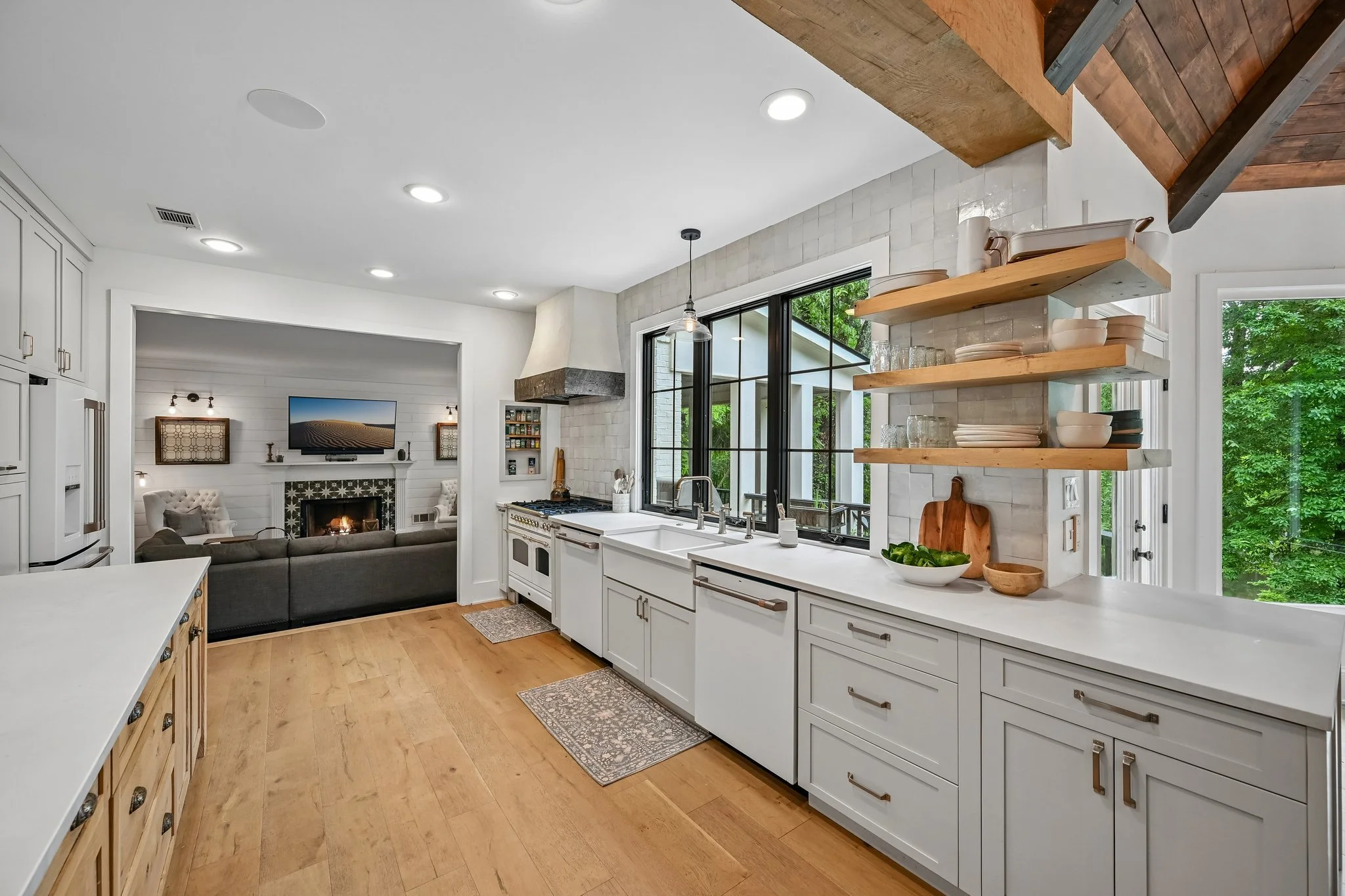 36-web-or-mls-305 Broadmeadow Cove-S2904-036.jpg