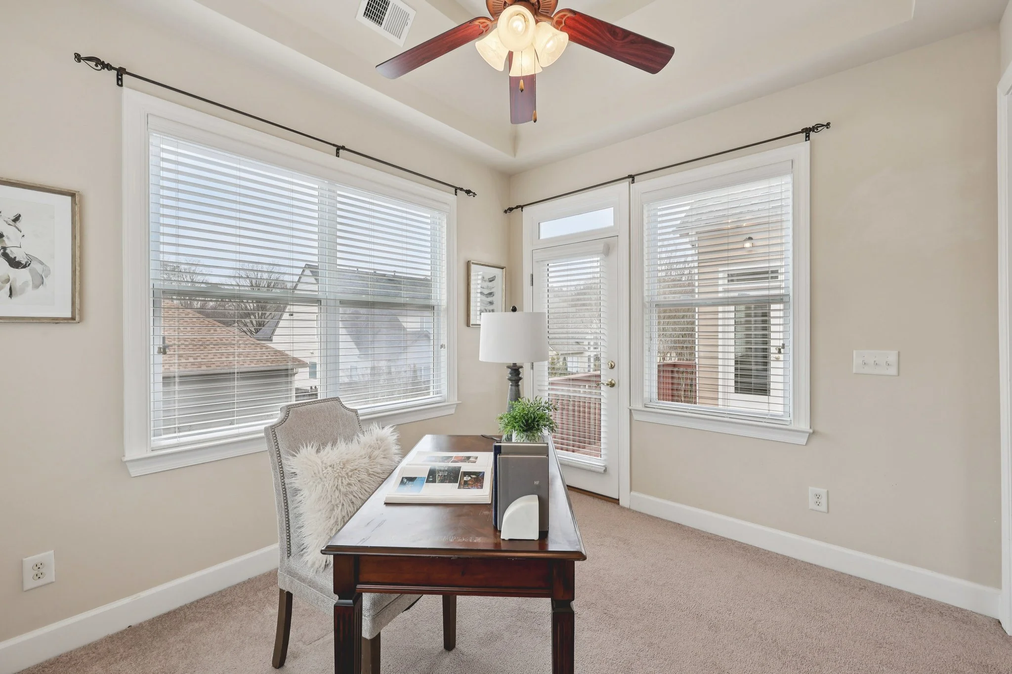 19-web-or-mls-The Commons Dr-S0502-015.jpg