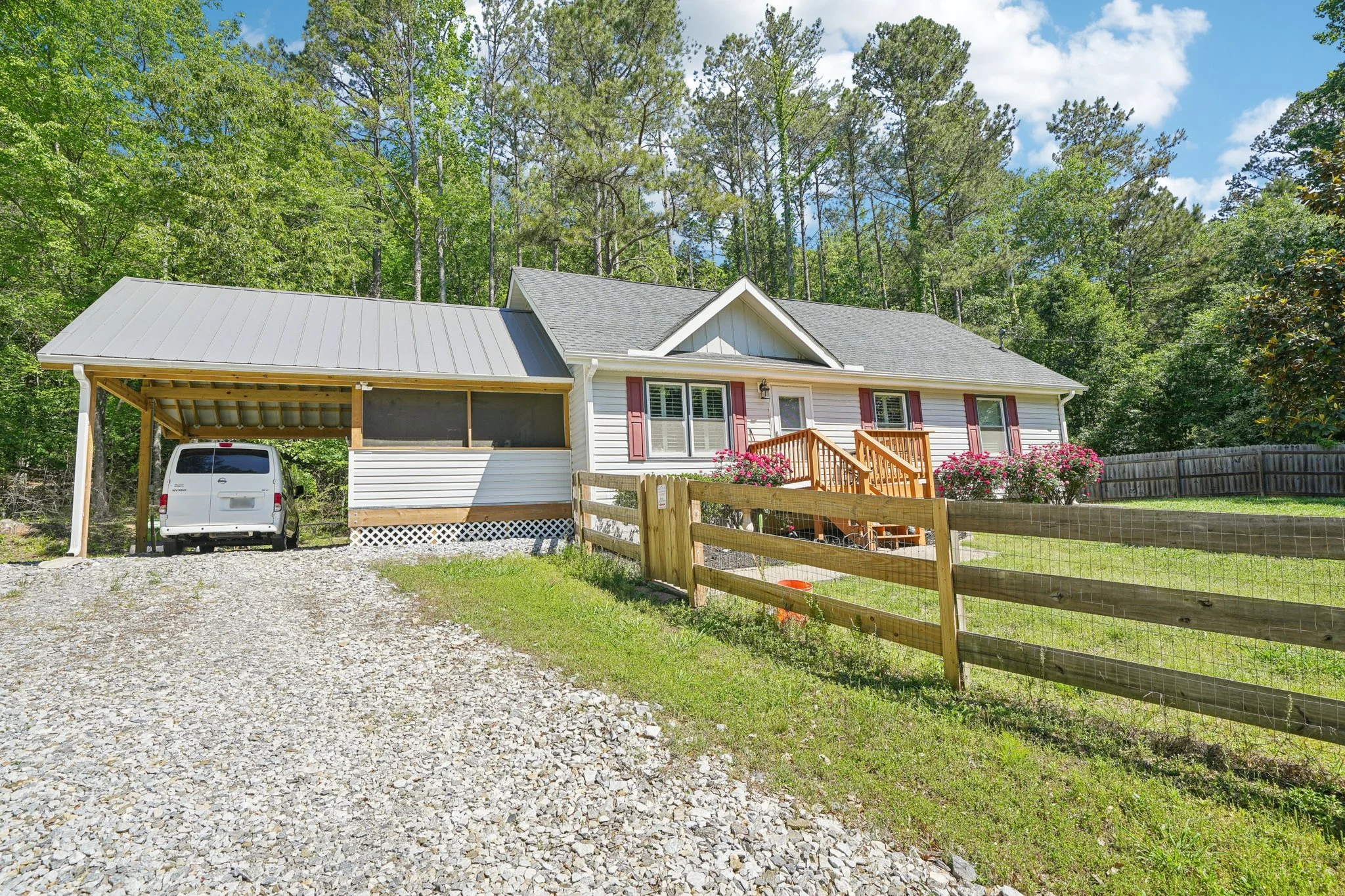 2-web-or-mls-Plantation Dr-0705-002.jpg