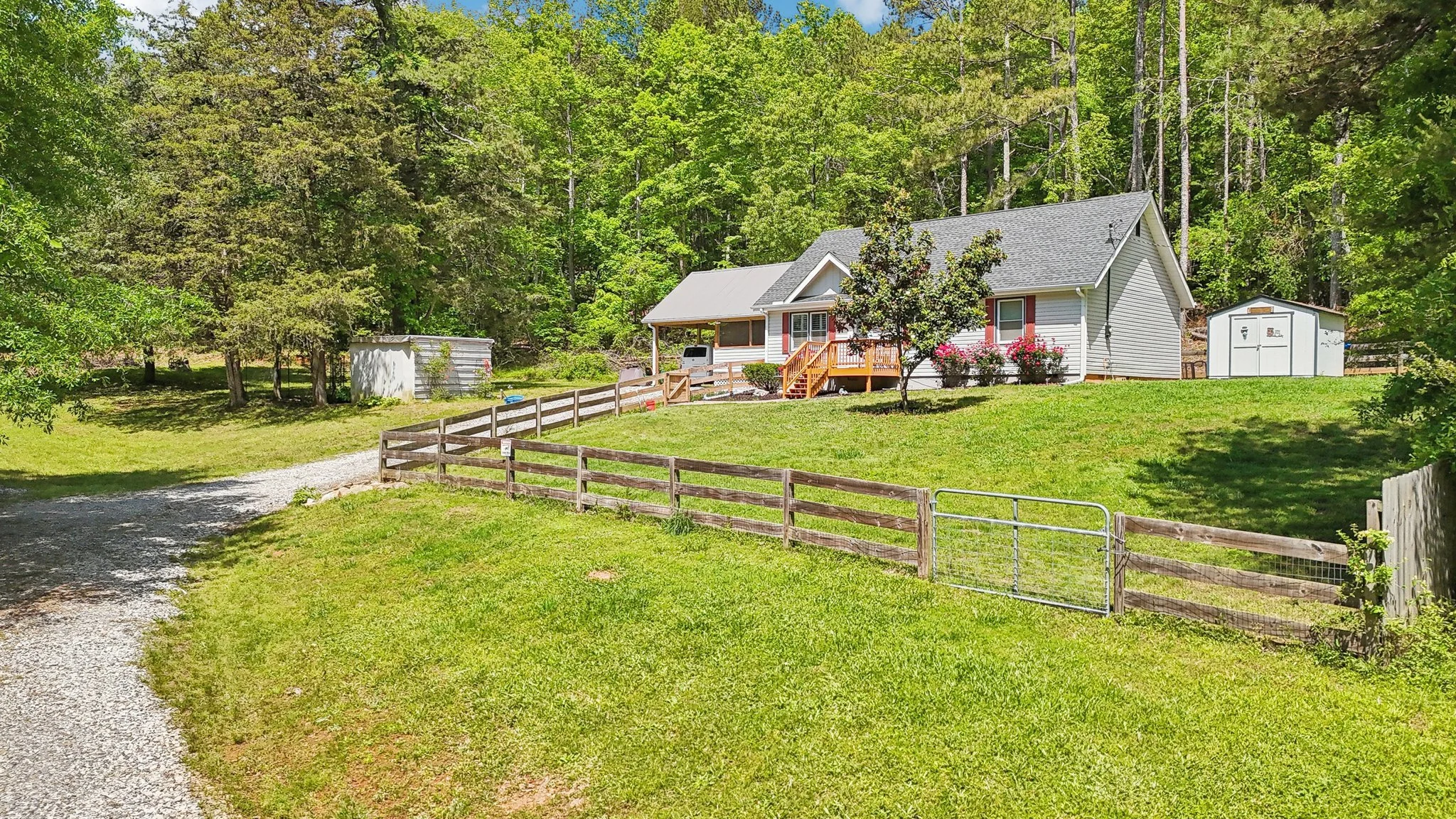 29-web-or-mls-Plantation Dr-0705-029.jpg