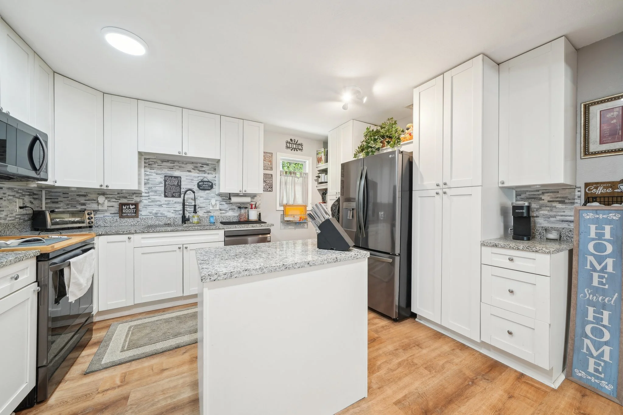 11-web-or-mls-Plantation Dr-0705-011.jpg