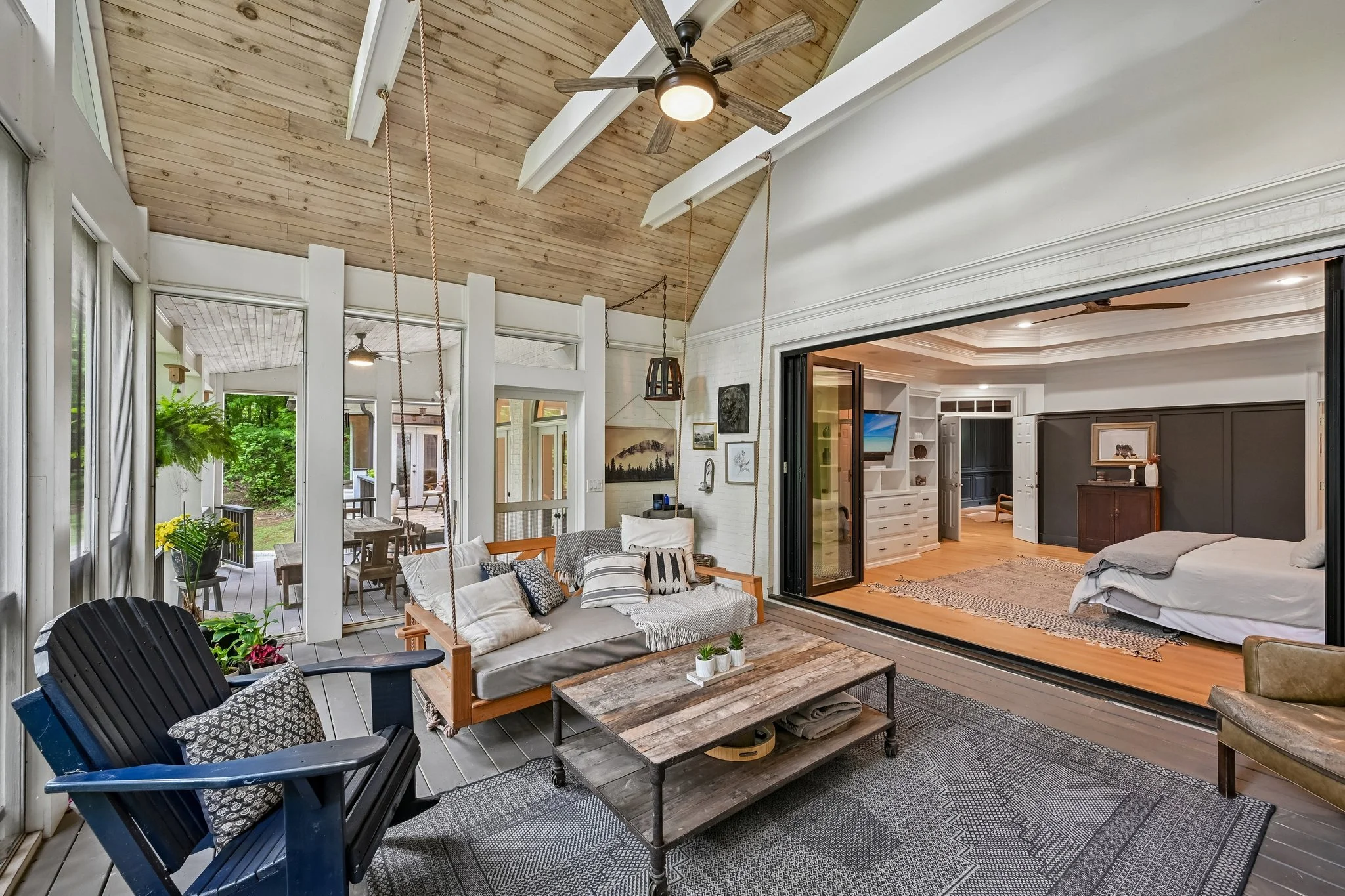 19-web-or-mls-305 Broadmeadow Cove-S2904-019.jpg