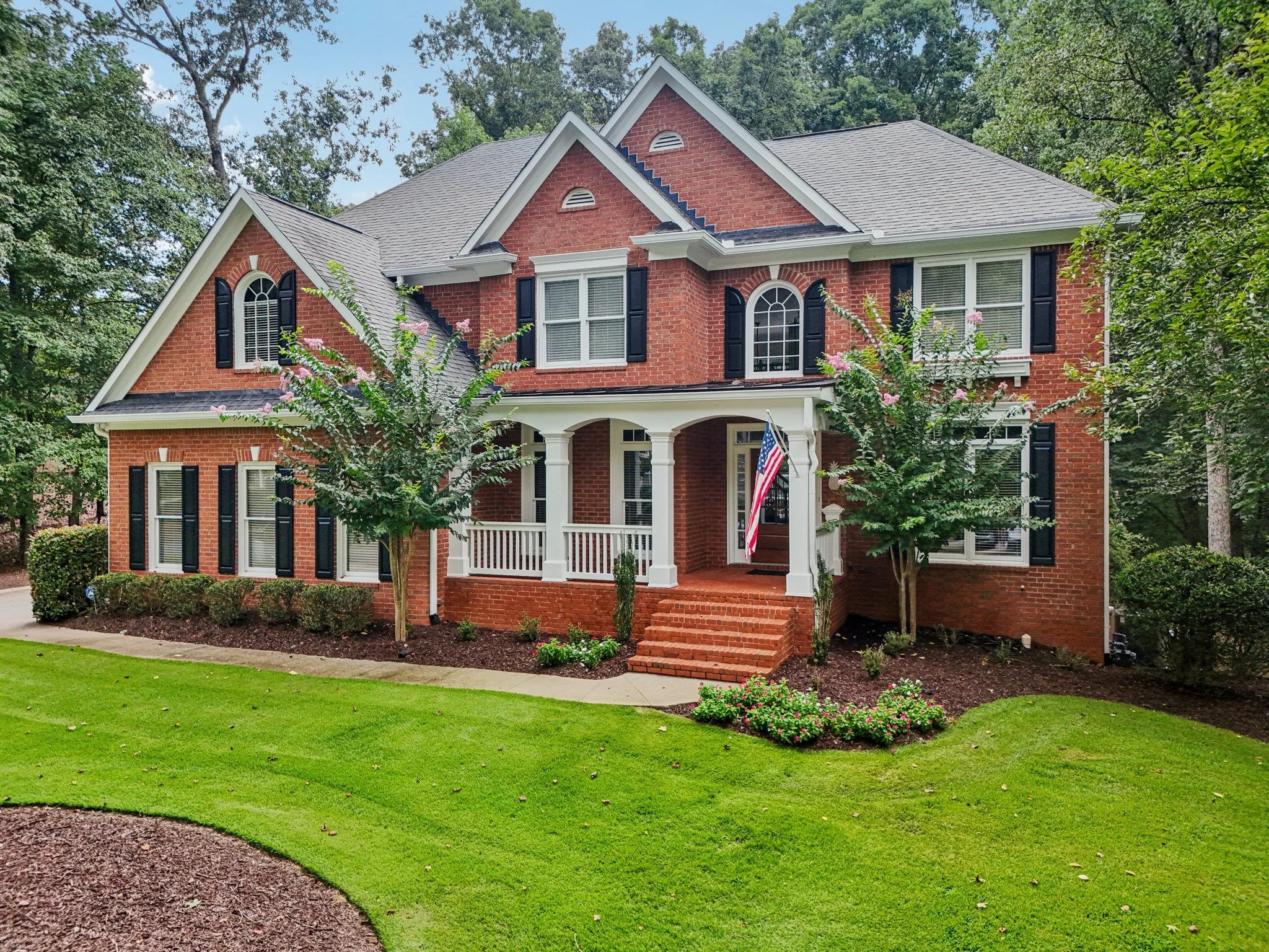 24-web-or-mls-Grand Ave-S2308-024.jpg