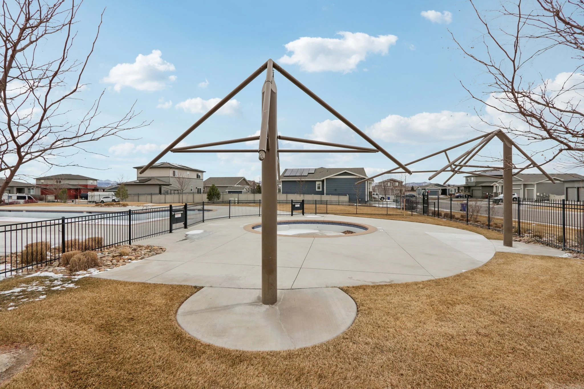 85-web-or-mls-Grand Ave-2901-902.jpg