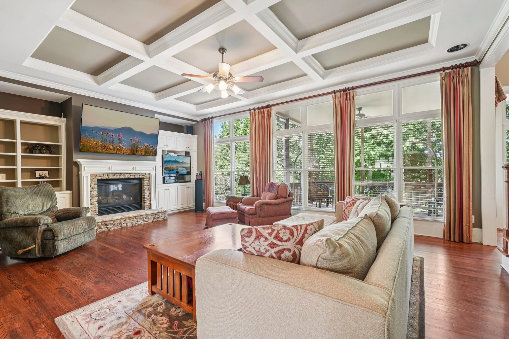 16-web-or-mls-Horizon Ct-S1107-016.jpg