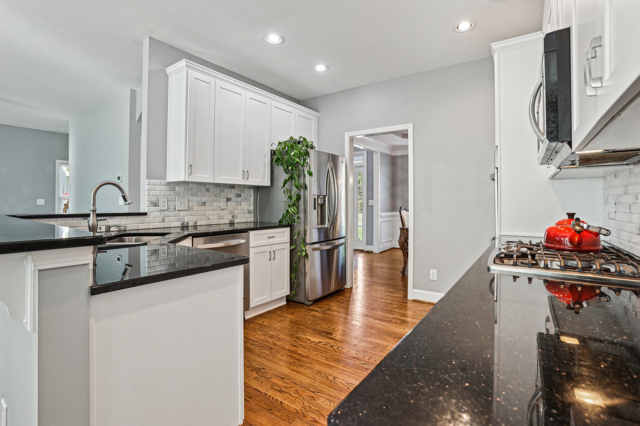 15-web-or-mls-Havenridge Pl-1704-015.jpg