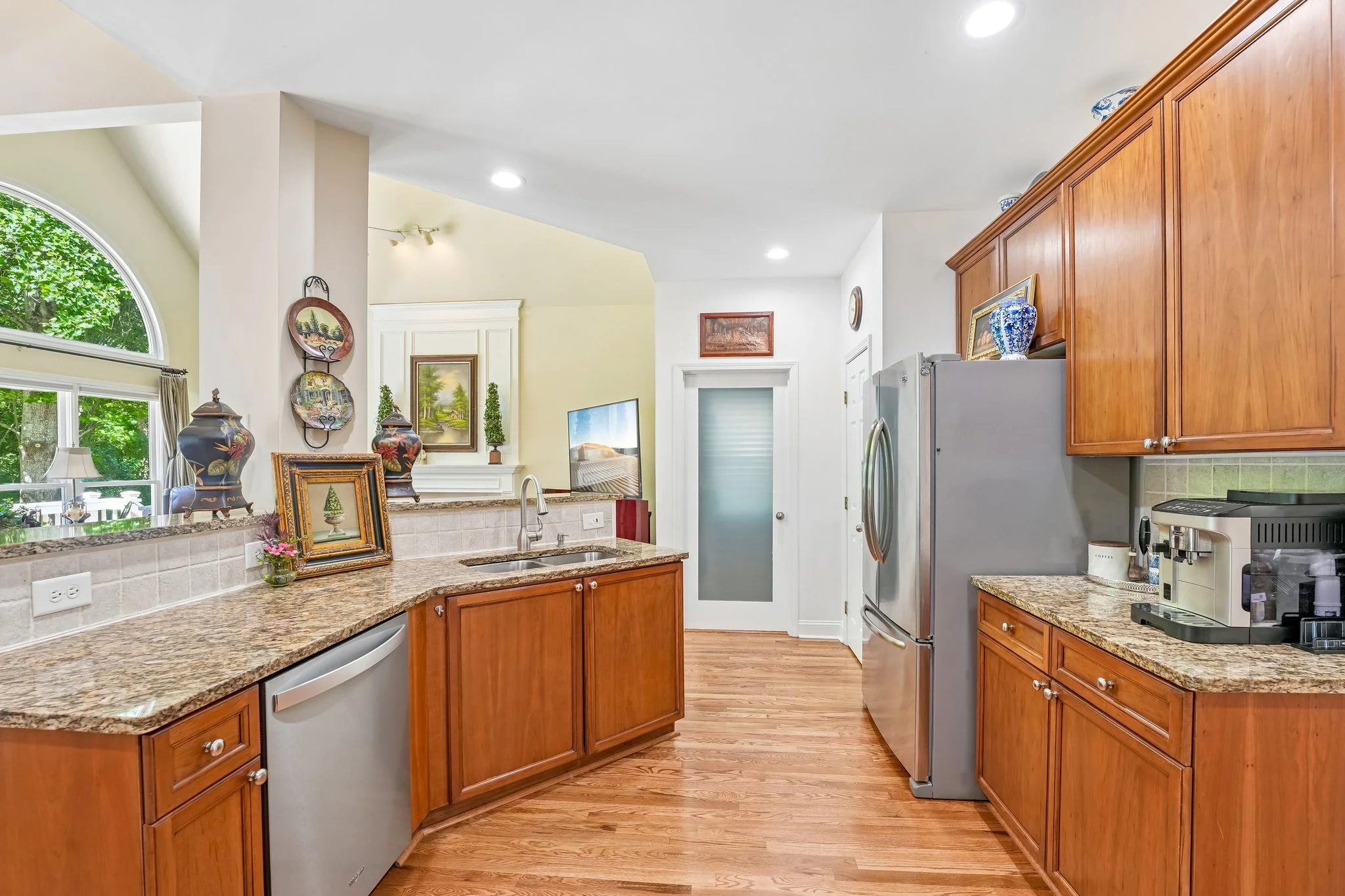 21-web-or-mls-Princeton Trce-S1505-019.jpg