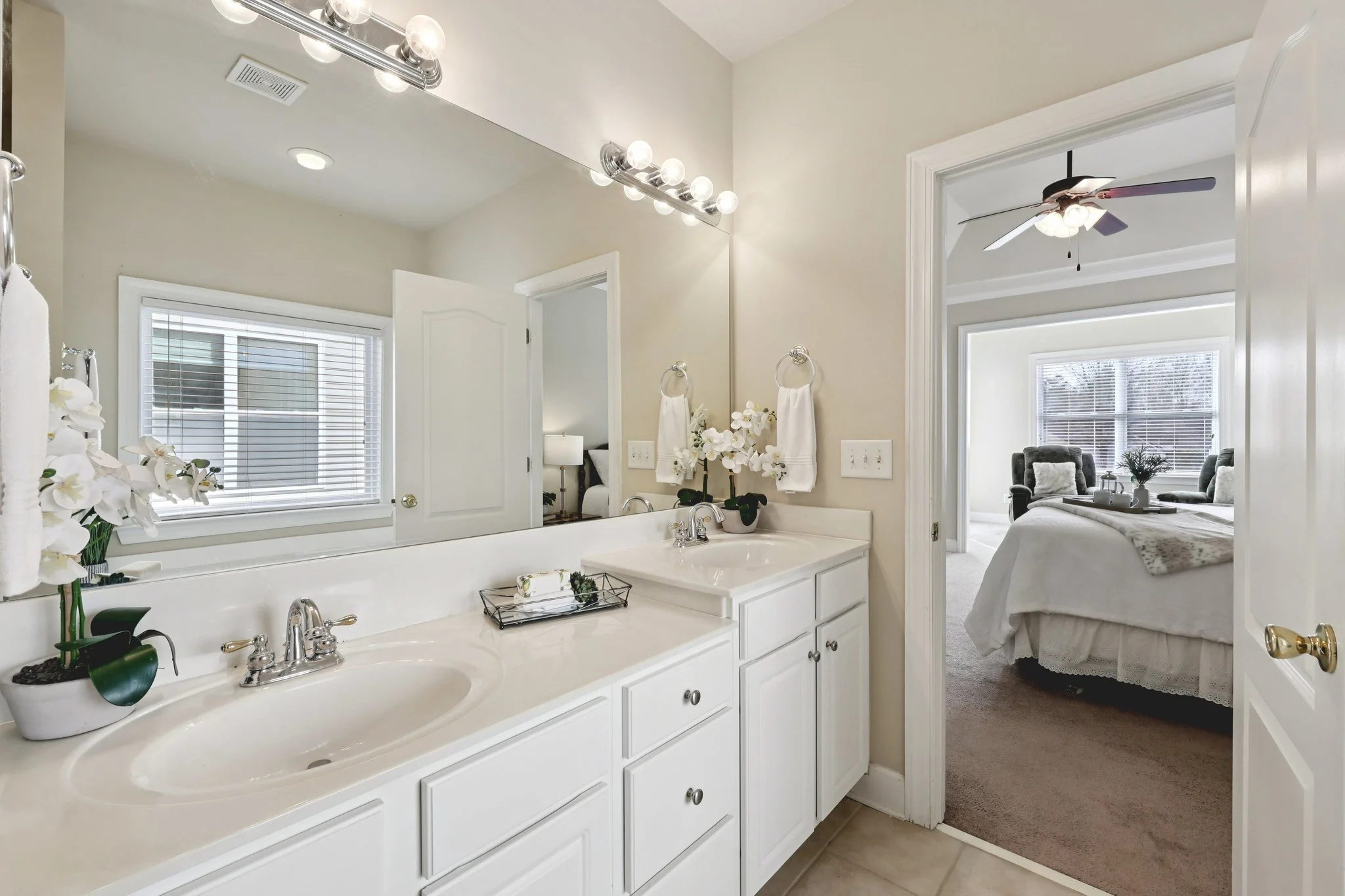 30-web-or-mls-The Commons Dr-S0502-026.jpg