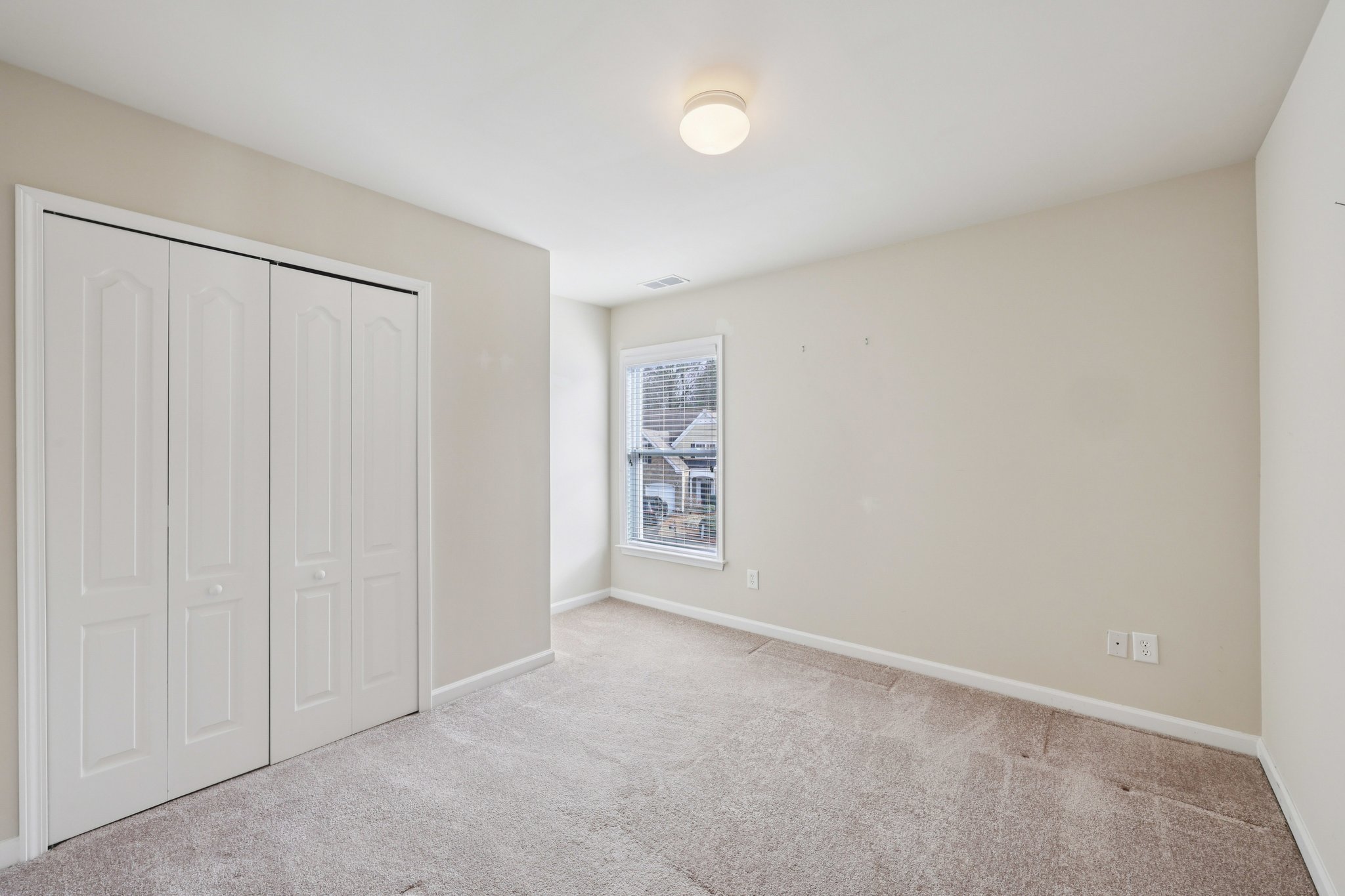 32-web-or-mls-The Commons Dr-S0502-028.jpg