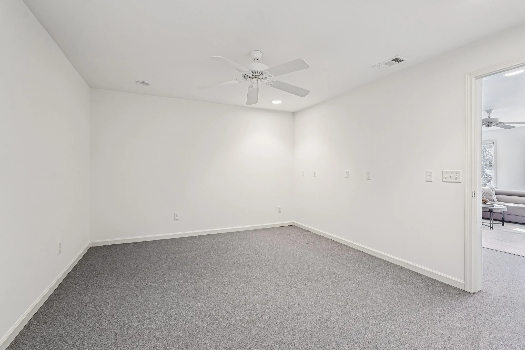 61-web-or-mls-Old Oak Trce-S1601-061.jpg