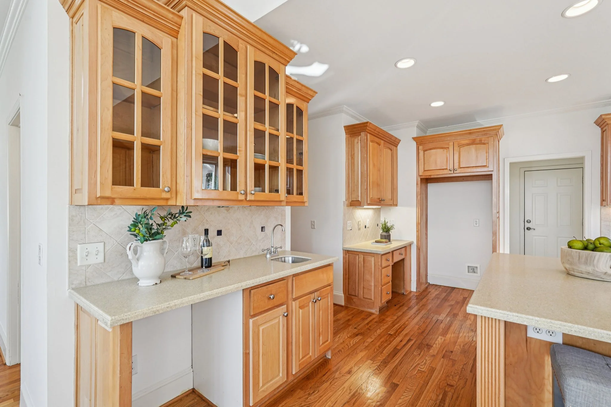 26-web-or-mls-Old Oak Trce-S1601-026.jpg