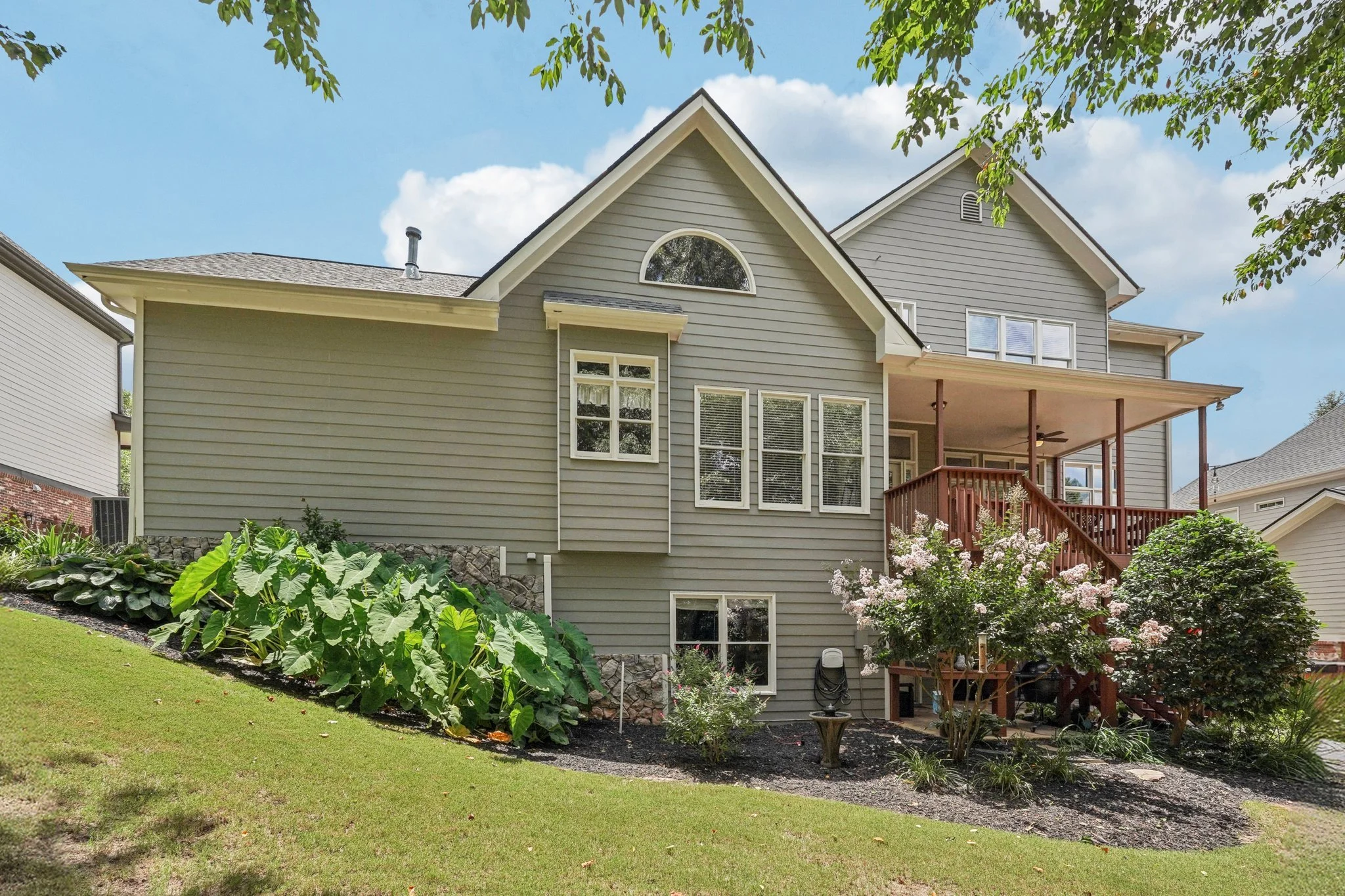 81-web-or-mls-Horizon Ct-S1107-081.jpg