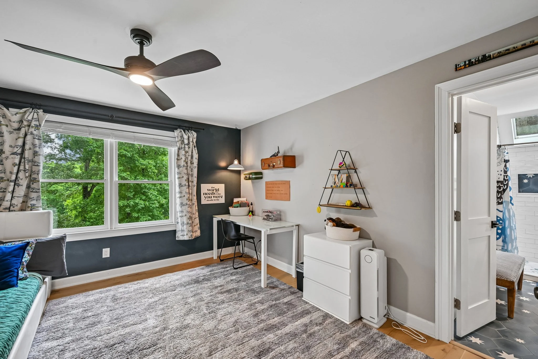 57-web-or-mls-305 Broadmeadow Cove-S2904-057.jpg