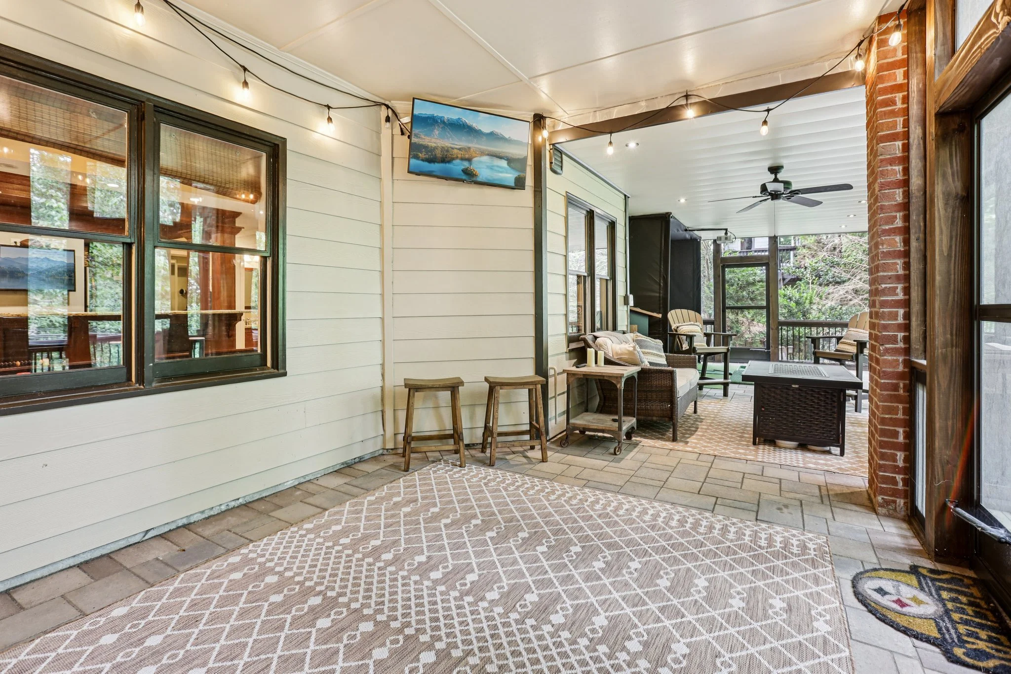 64-web-or-mls-Homestead Ridge Dr-S2908-064.jpg