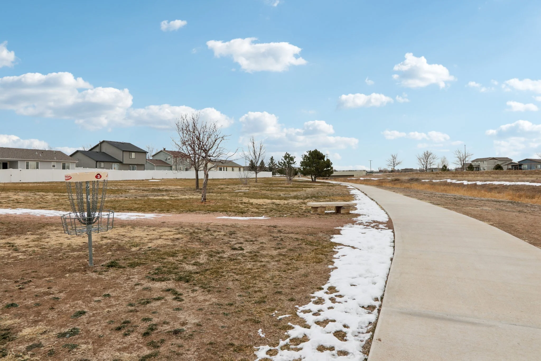 89-web-or-mls-Grand Ave-2901-906.jpg