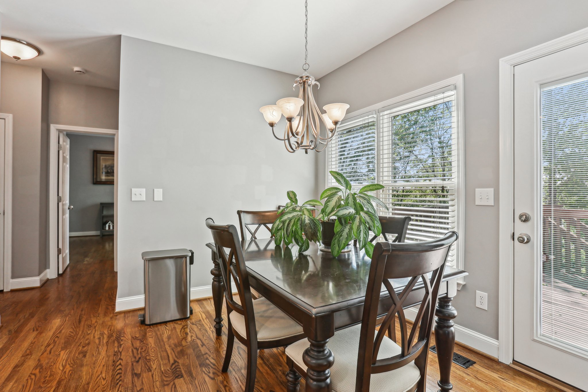 11-web-or-mls-Havenridge Pl-1704-011.jpg