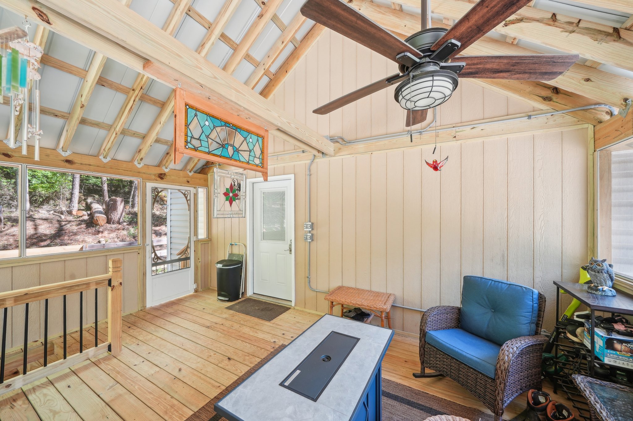 23-web-or-mls-Plantation Dr-0705-023.jpg