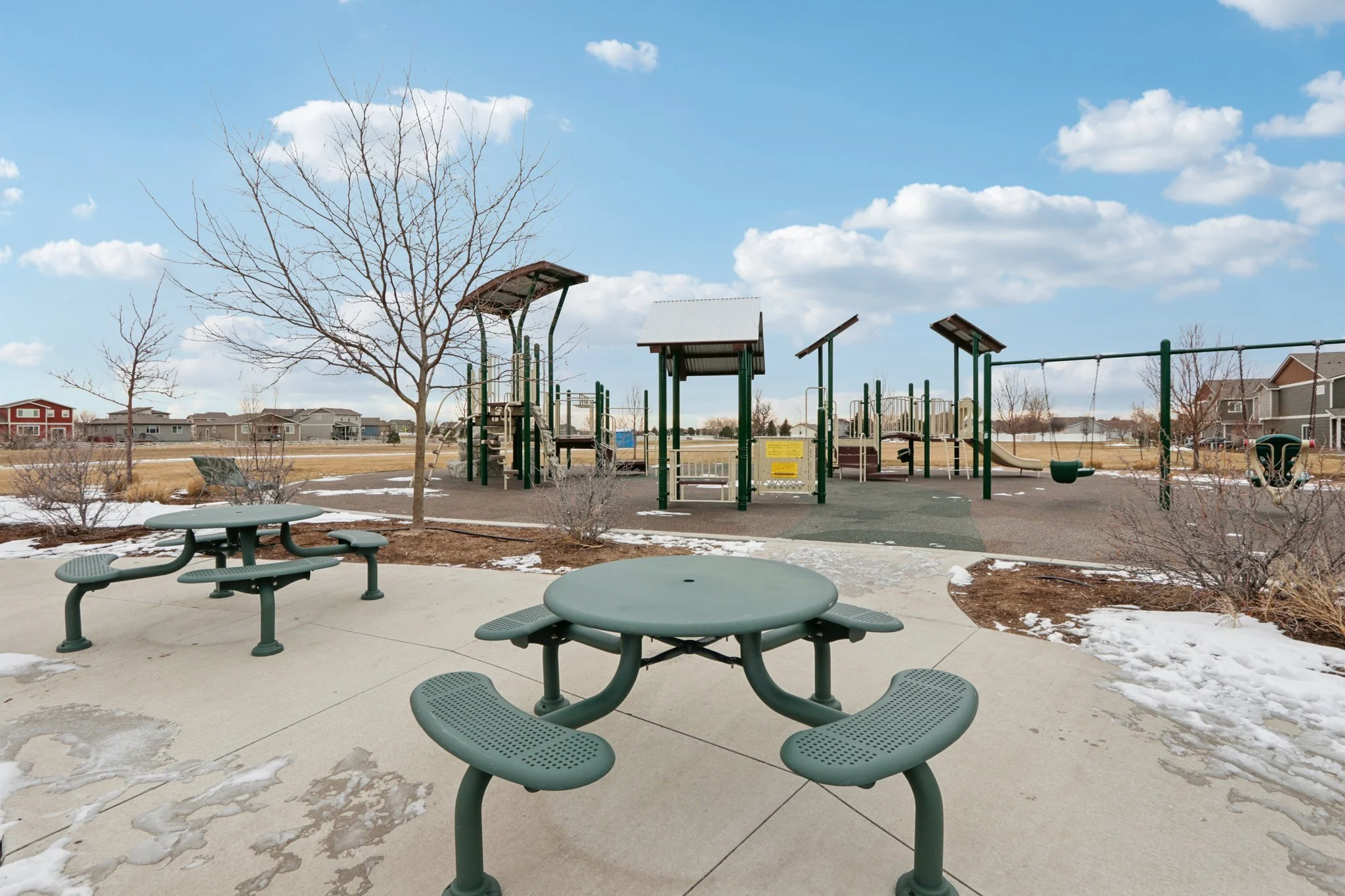 91-web-or-mls-Grand Ave-2901-908.jpg