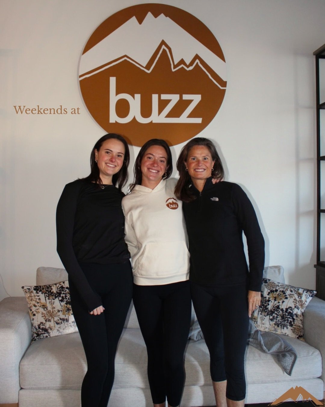 We love our weekends at Buzz with
@mgarciaa777 + @annarosenstengel 🤎

There&rsquo;s nothing better than seeing you come for the class + stay for the community &mdash; we&rsquo;re so grateful. 

Link in bio to make your Saturday + Sunday plans ⭐️
