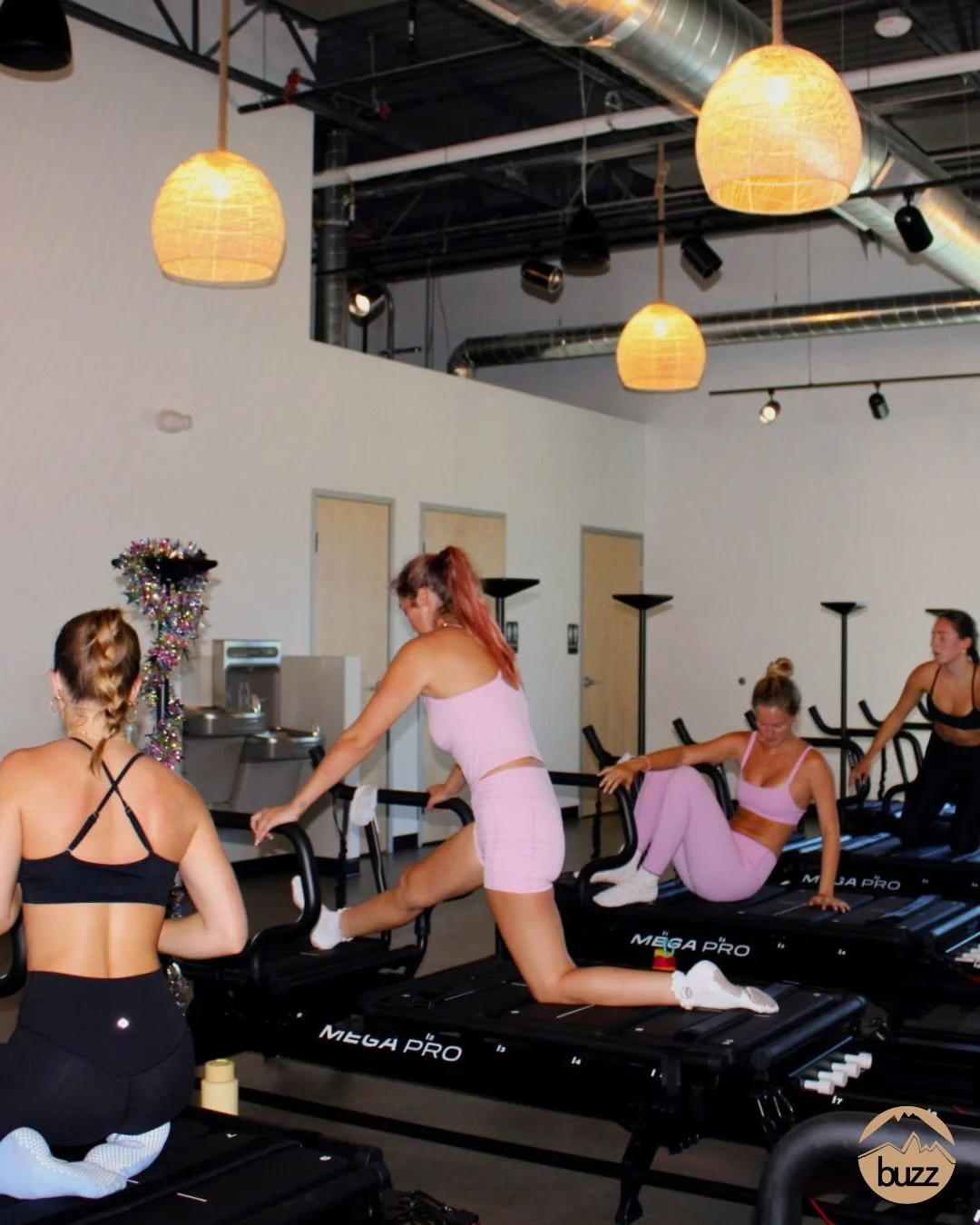 The movement, the shakes, the holds &mdash; everything&rsquo;s better with your best friends 🤎

This is your sign to bring your besties to Buzz and make Lagree part of your summer ritual! 

Book your classes through the link in bio 🌞