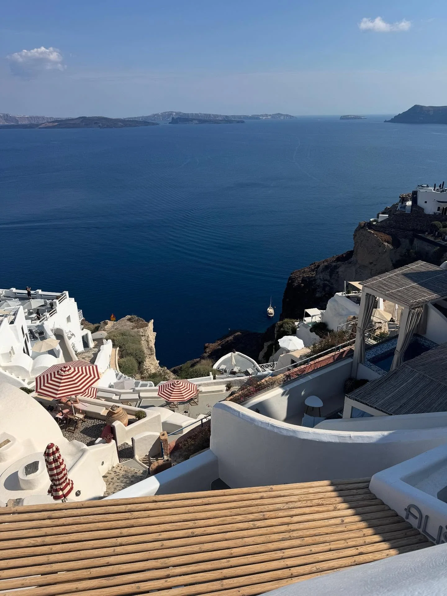 Dreaming of Santorini&hellip; 🇬🇷

From private boat charters to clifftop stays, enjoy the perfect blue-and-white landscape and golden sunsets over the caldera that feel almost too beautiful to be real. 

Whether you&rsquo;re celebrating a honeymoon