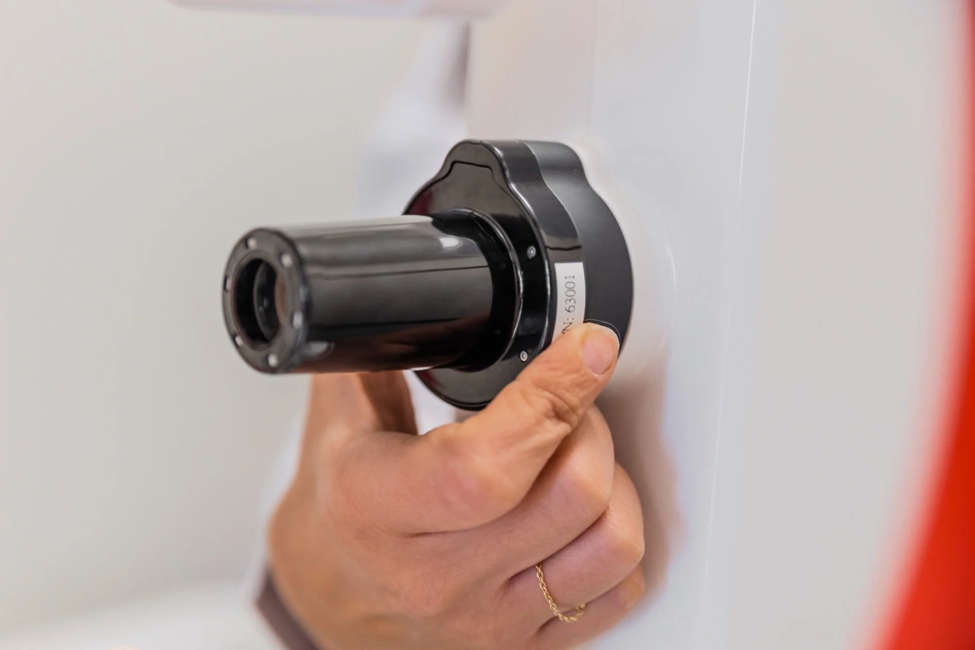 Instrument de contactologie - Examen cornéen Paris 5