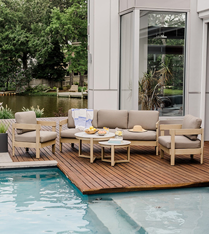 agio hello world studio.png