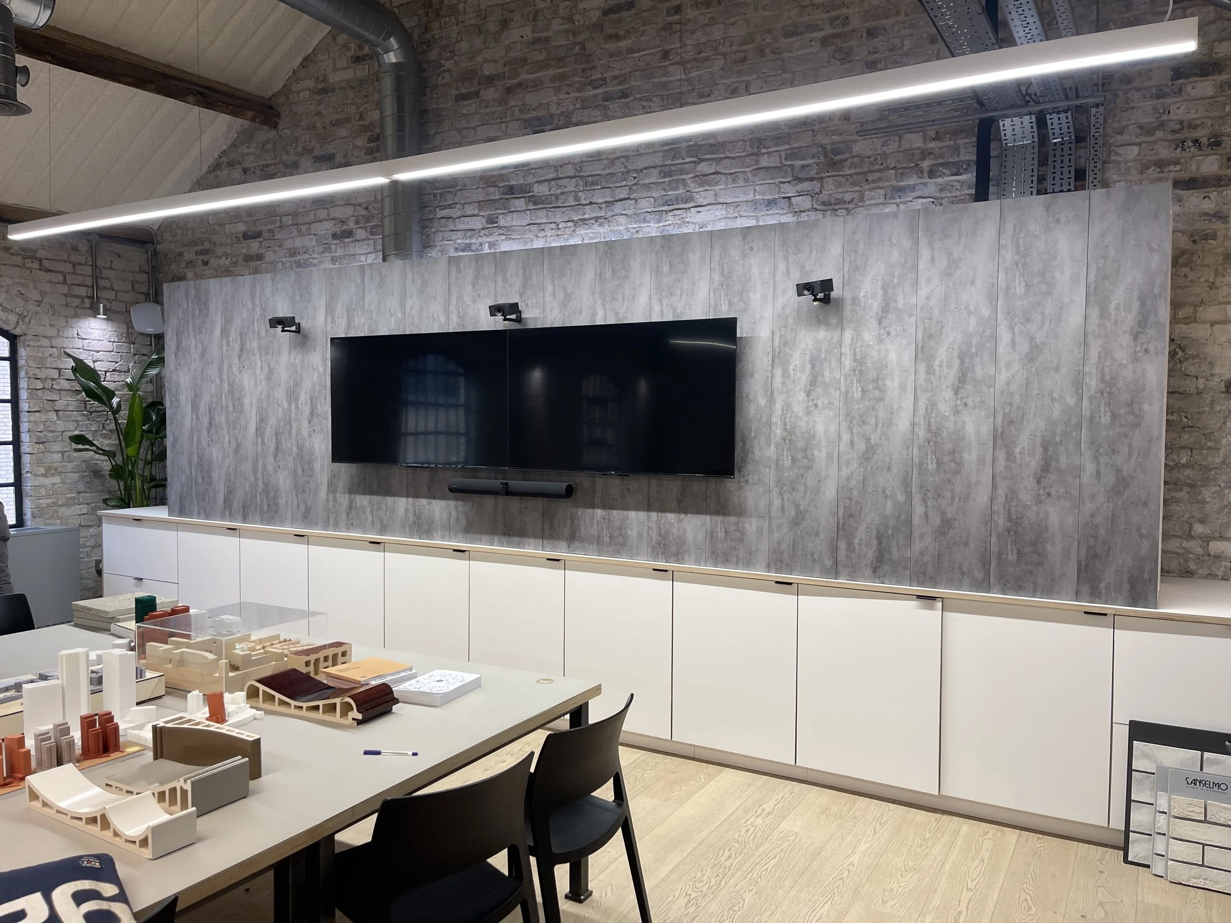 Jabra Advertising shoot - 3sixty-creative

Following a brief to disguise existing infrastructure in the filming location, we built this large false wall to showcase the client's tech products. The entire set is modular so it can fit in the filming te