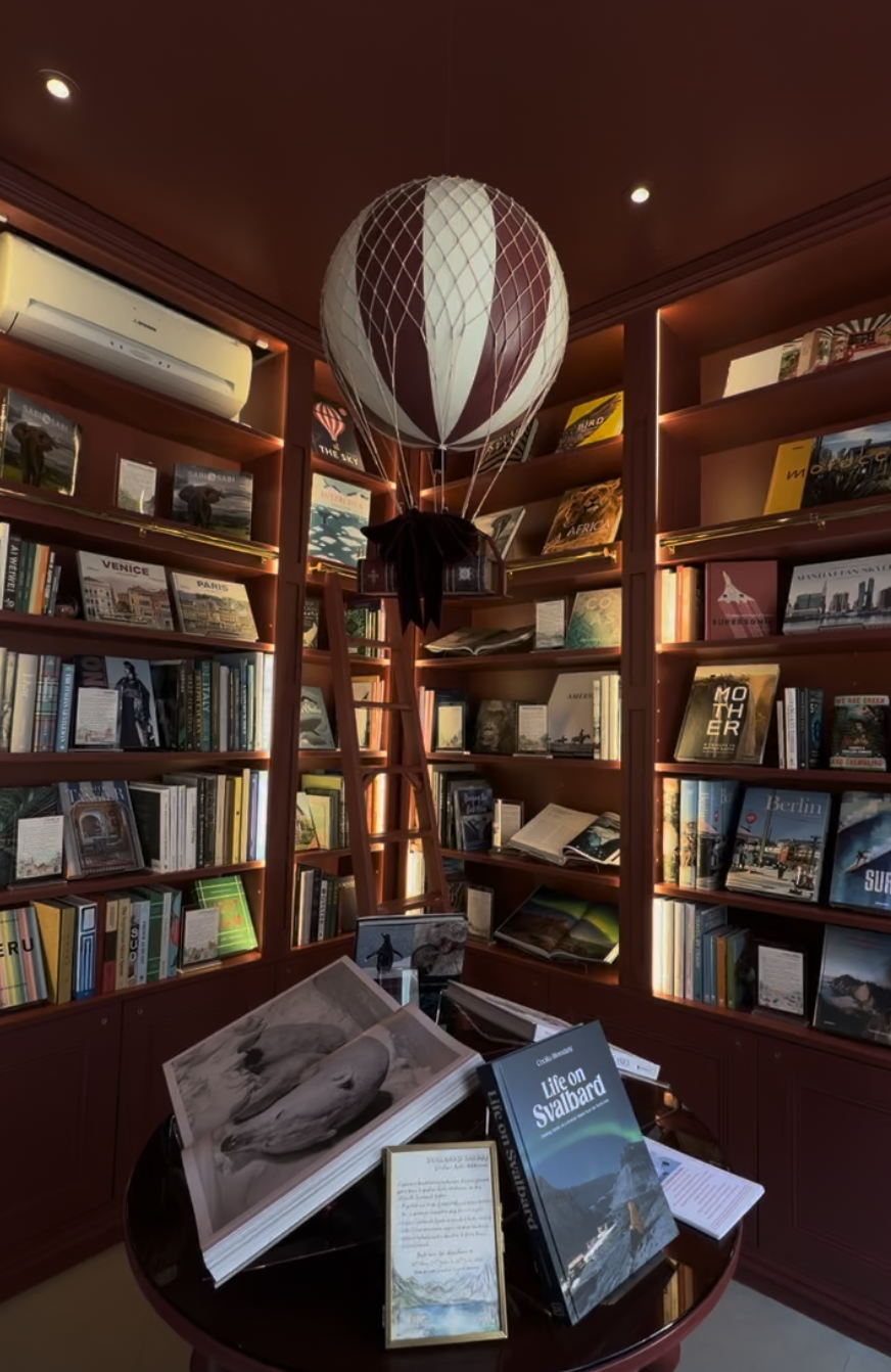 The stunning Travellers' Tales
