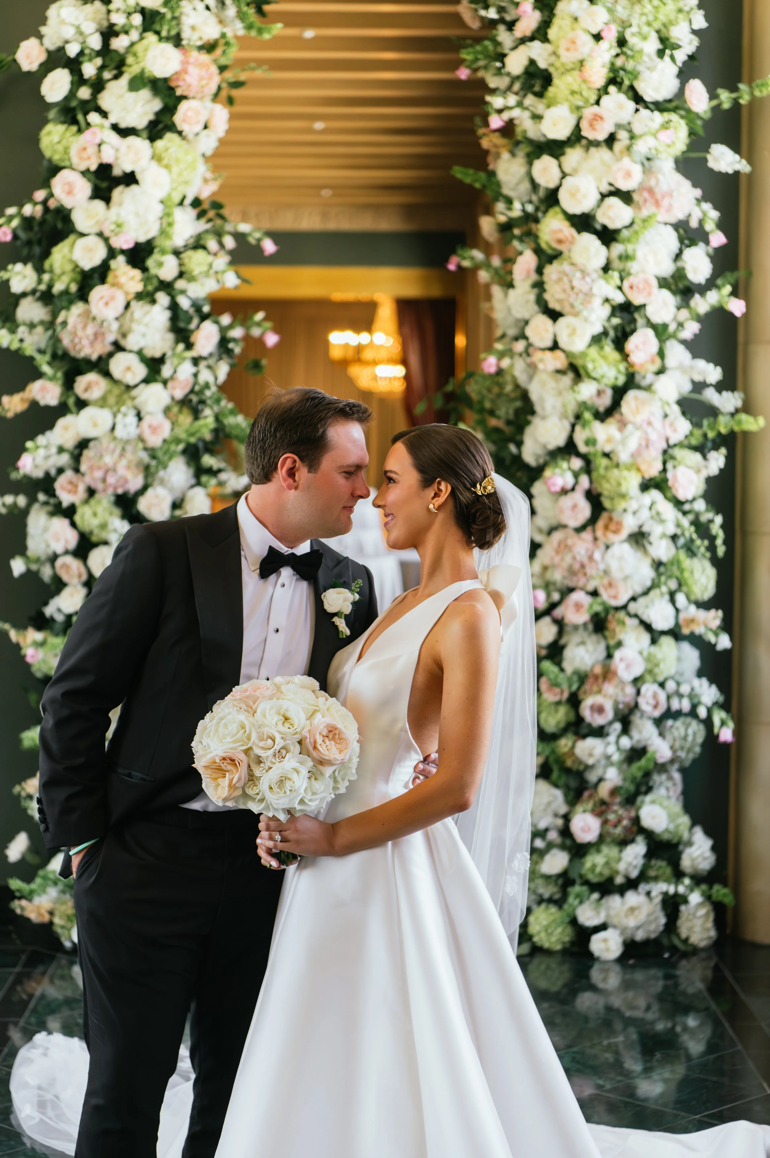 MattandJulieWeddingsAllie+MatthewMarried247.jpg