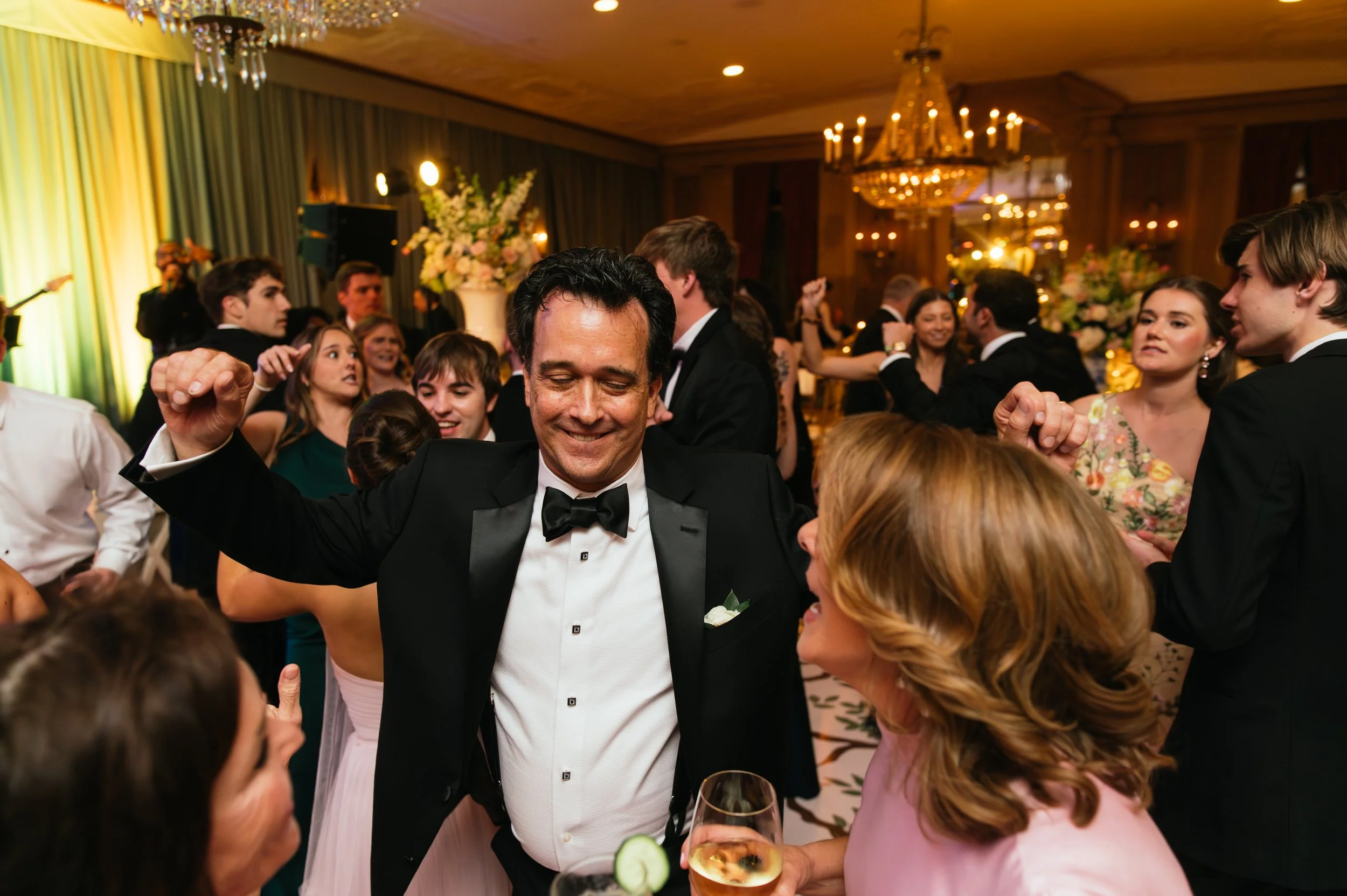 MattandJulieWeddingsAllie+MatthewMarried732.jpg