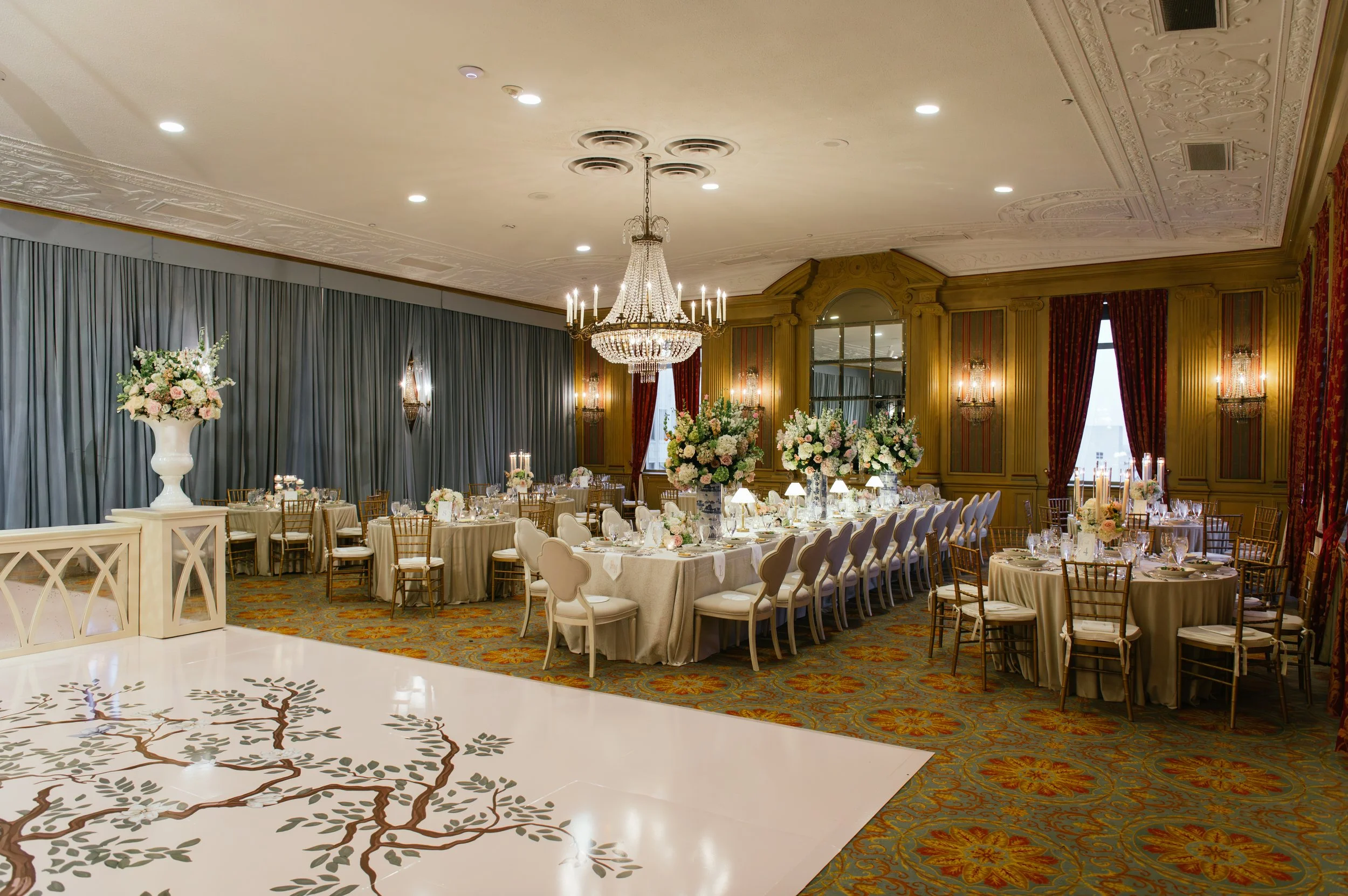 MattandJulieWeddingsAllie+MatthewMarried601.jpg