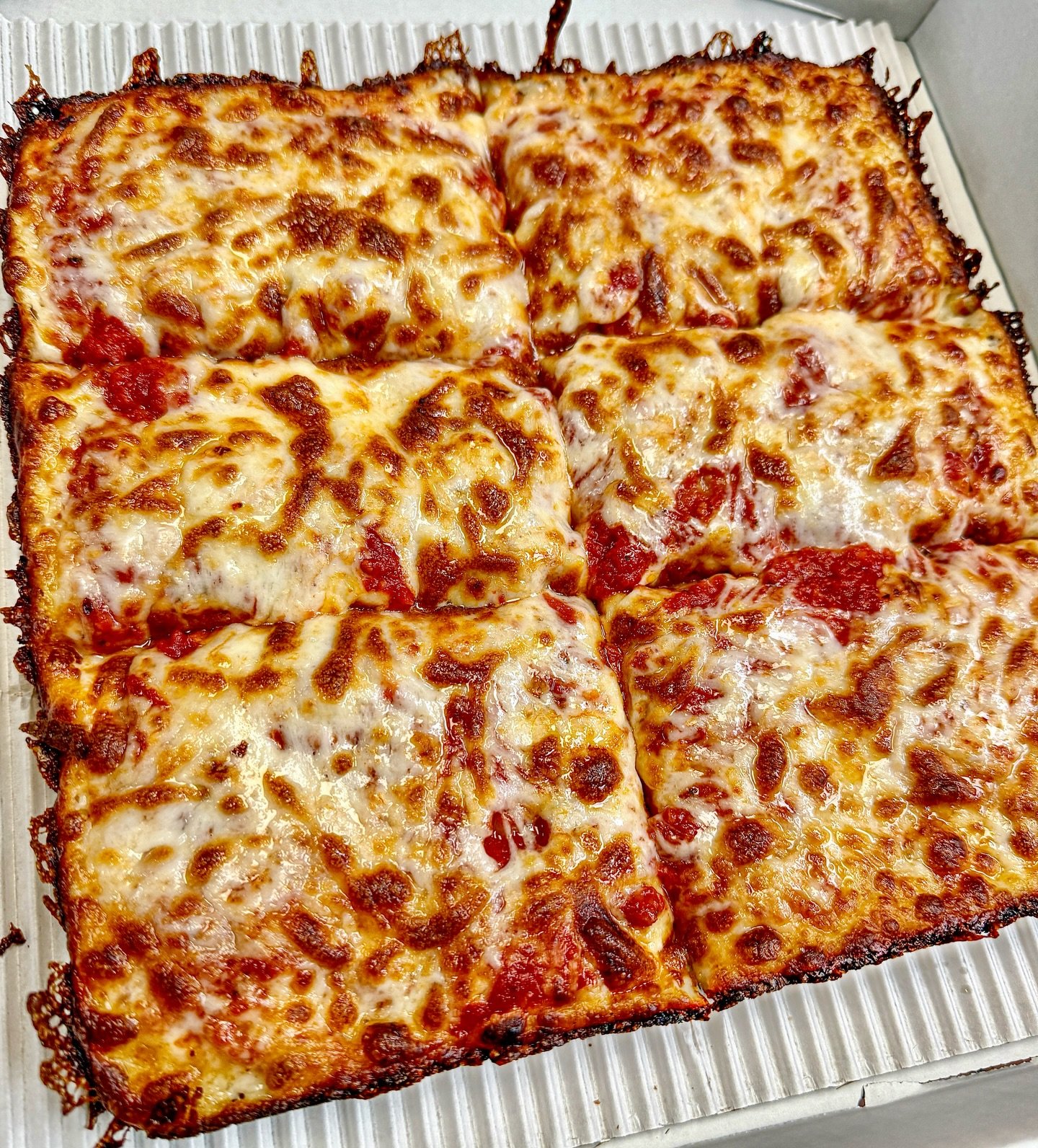 ‼️It&rsquo;s $10 6 Cut Cheese Pizza Day‼️

But, can we talk about Ricky Martin looking like a 25 year old?! 

I don&rsquo;t know what he does, but&hellip; I&rsquo;m a bald 41 year old and I&rsquo;m shook over this whole situation.

Anyway&hellip; see