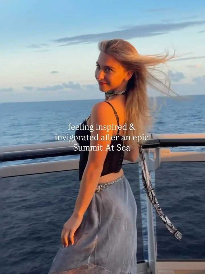 The humans I admire the most refuse to get stuck in a box because they embrace the multidimensionality of the human experience.✨
And thats what inspires me the most about the @summit Community. 

🚢🌎I spent this past weekend with 2000+ creatives, en