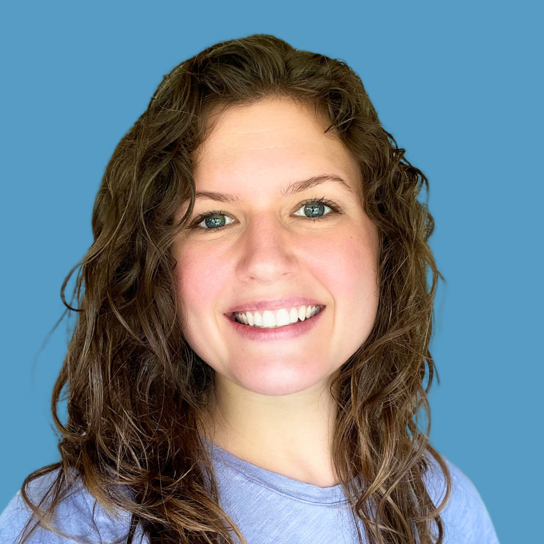 Ariel Hinkle, CMT, Health Coach