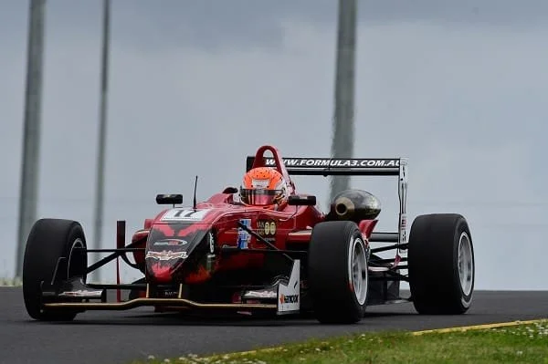 TWO NATIONAL CHAMPIONS CROWNED AT AMRS SMP RACE MEETING