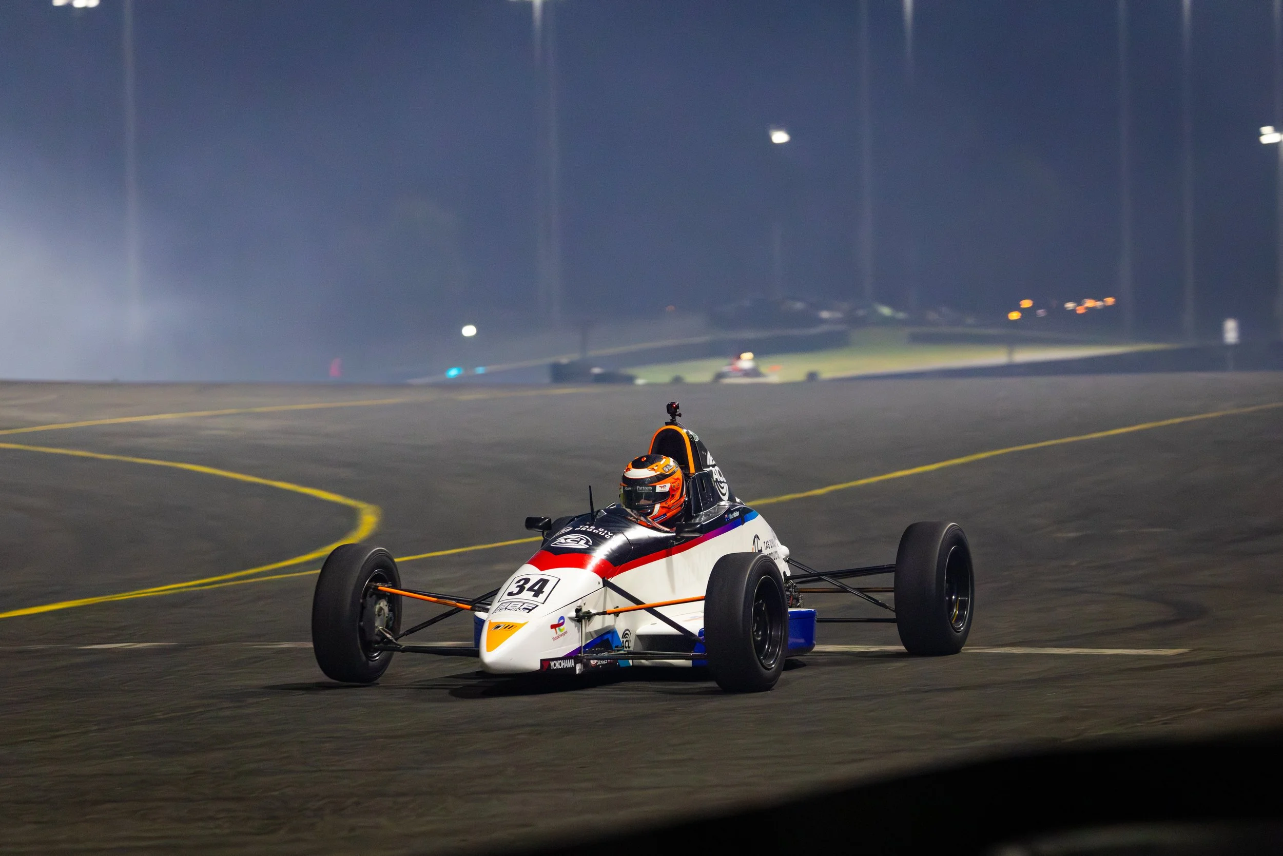 Will Lowing and Oli Wickham set the pace in Sydney