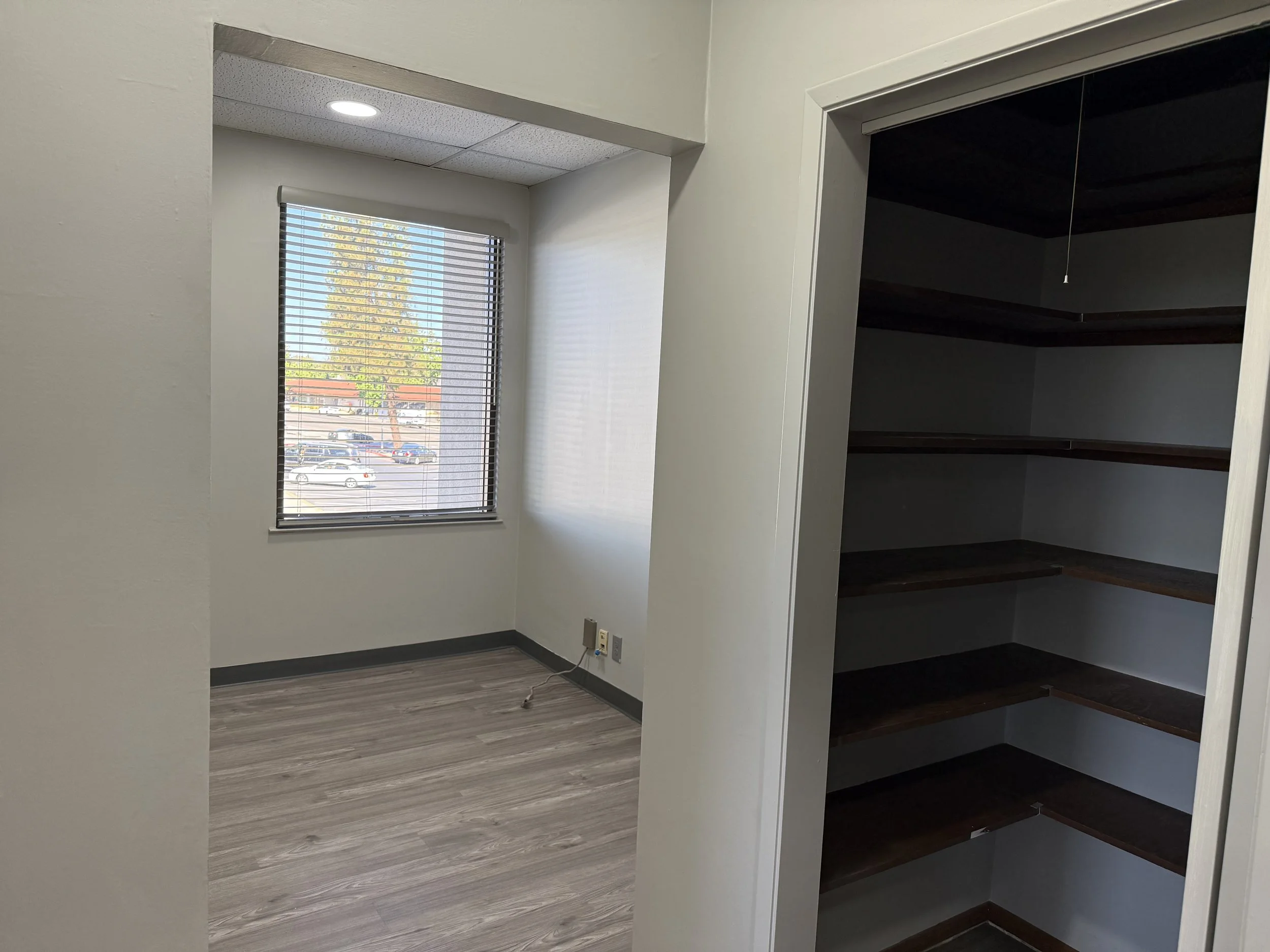 This 986 Sq Ft provides a functional layout with an inviting open reception area, three private offices, a spacious closet and a flexible space than can be used as a kitchen or for other purposes.